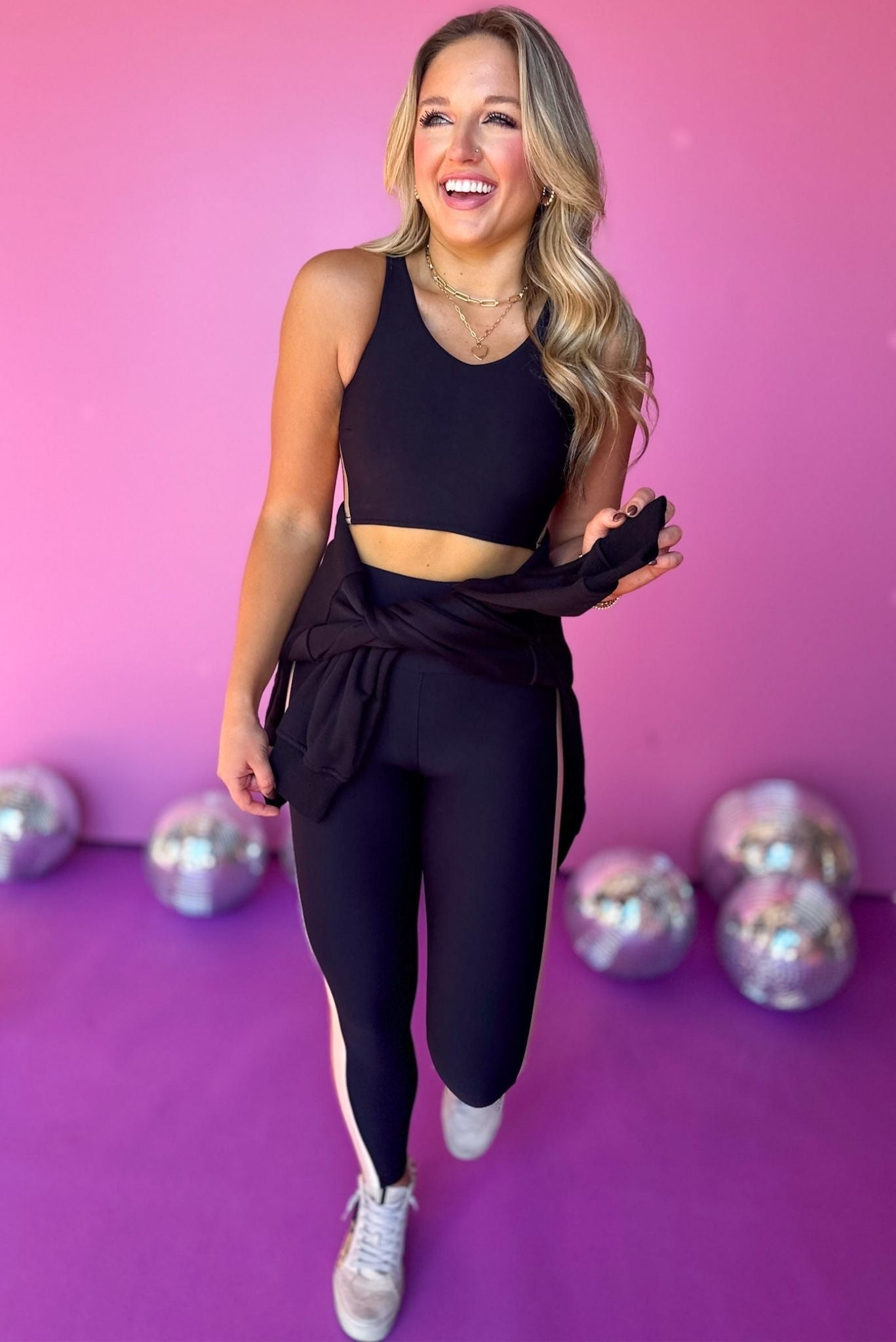 SSYS The Natalie Pullover In Black, must have pullover, must have athleisure, elevated style, elevated athleisure, mom style, active style, active wear, fall athleisure, fall style, comfortable style, elevated comfort, shop style your senses by mallory fitzsimmons