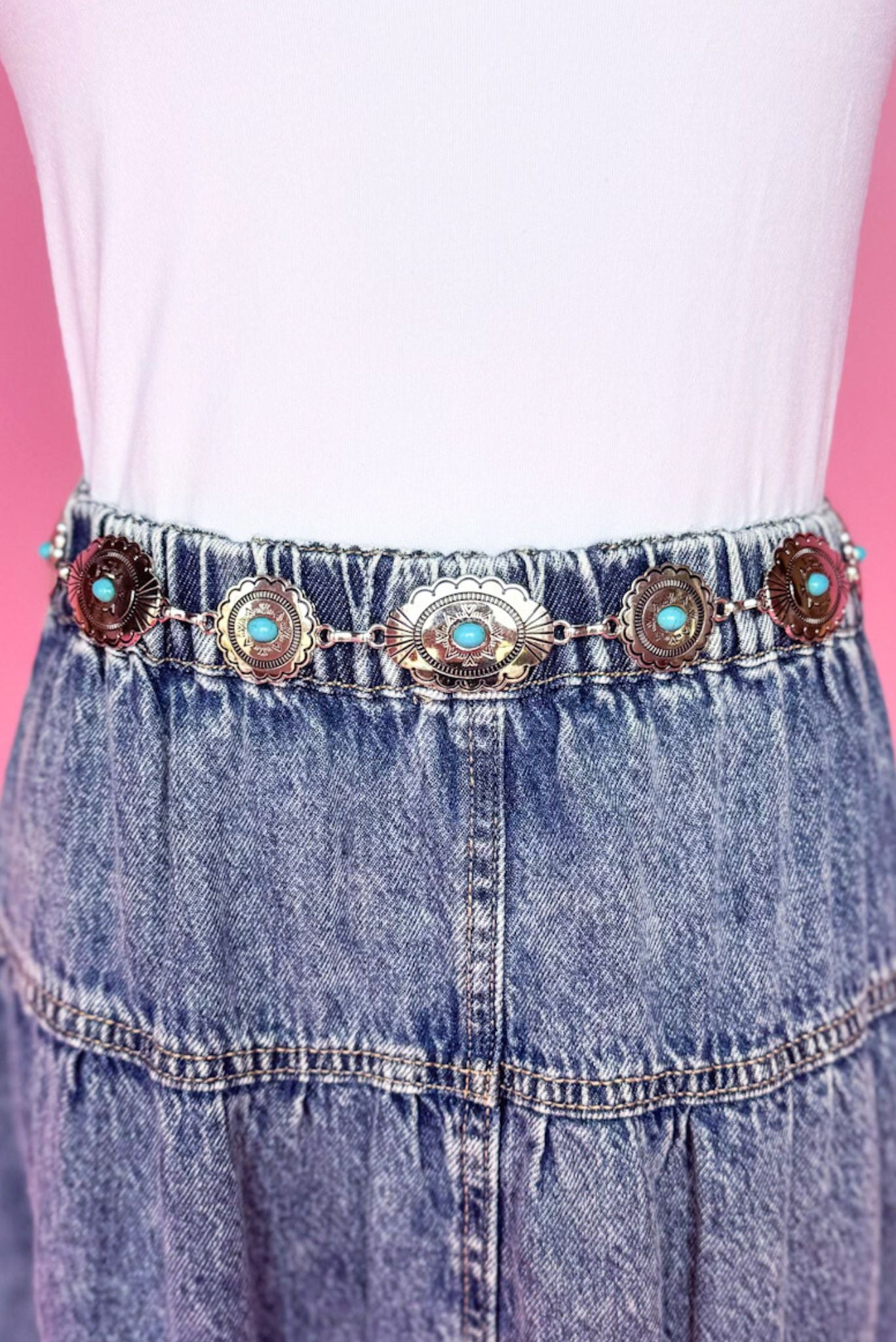 Silver Oval Turquoise Detail Concho Chain Belt, accessory, belt, silver belt, concho chain belt, chain belt, oval chain belt, oval concho chain belt, turquoise detail belt, turquoise detail chain belt, turquoise detail concho chain belt, must have accessory, must have belt, elevated accessory, elevated belt, elevated style, Shop Style Your Senses by Mallory Fitzsimmons, SSYS by Mallory Fitzsimmons