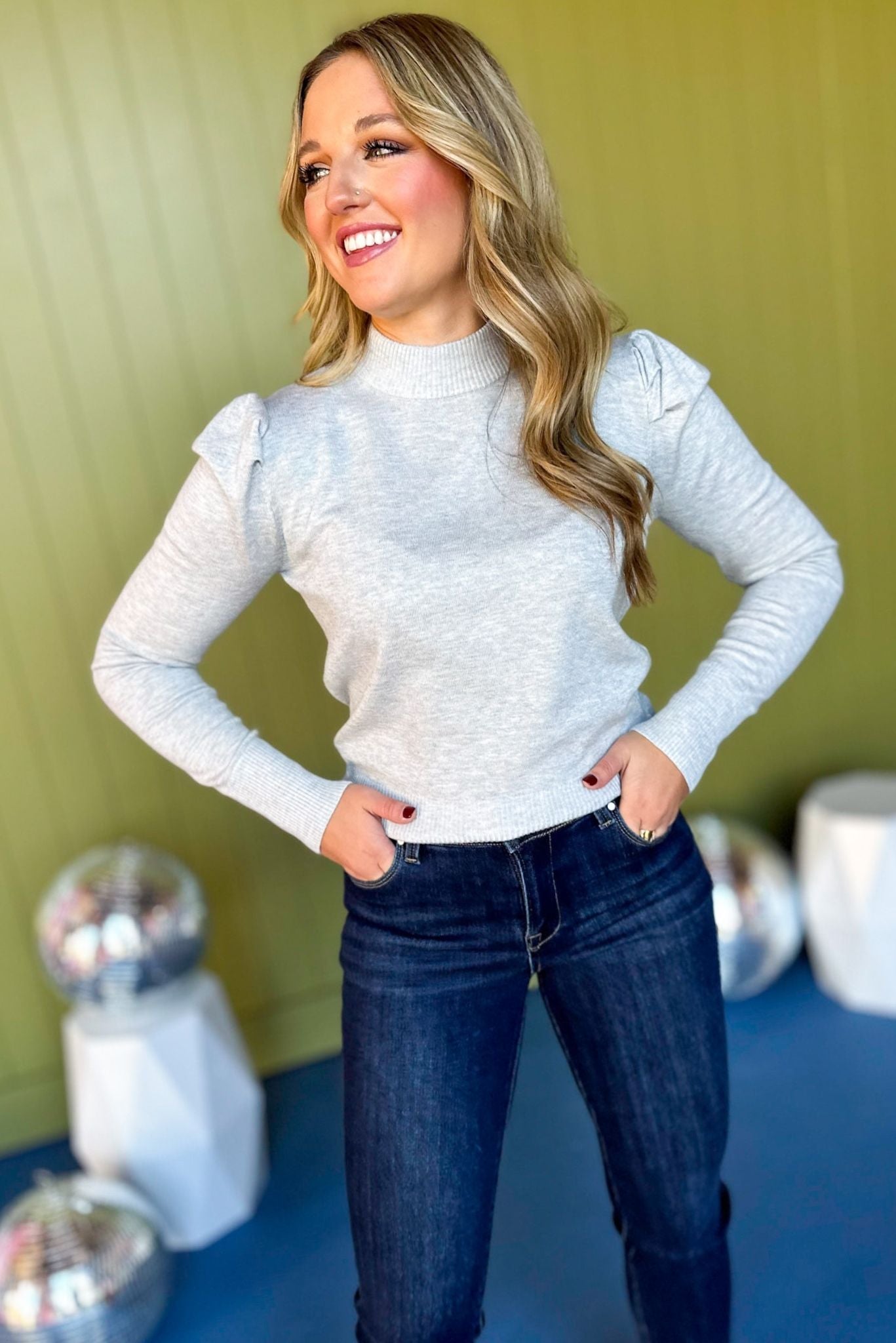 Heather Grey Ribbed Long Sleeve Top, must have top, must have style, must have holiday, fall collection, fall fashion, elevated style, elevated top, mom style, fall style, shop style your senses by mallory fitzsimmons