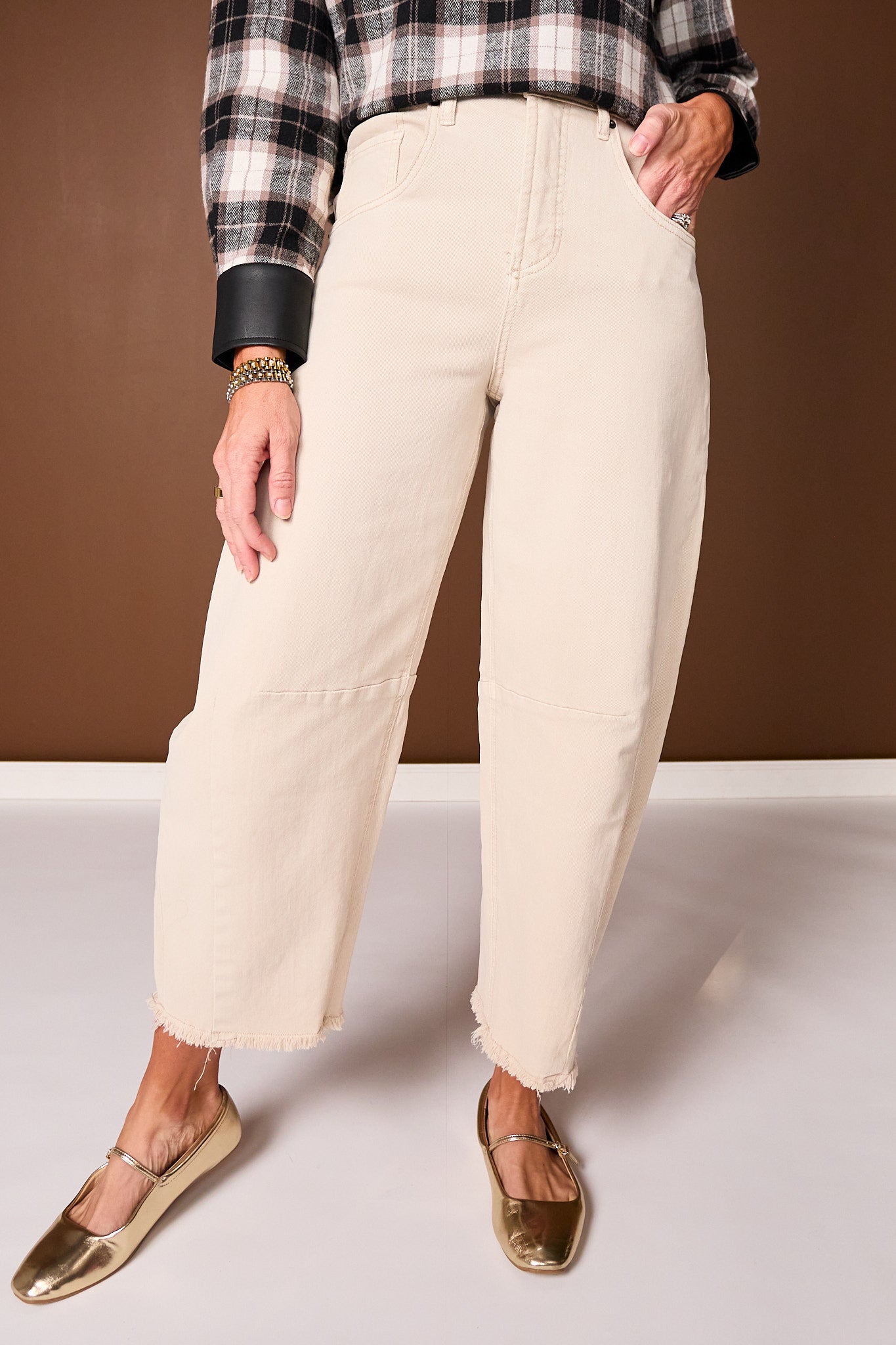 Mica Beige Super High Rise Cropped Barrel Jeans