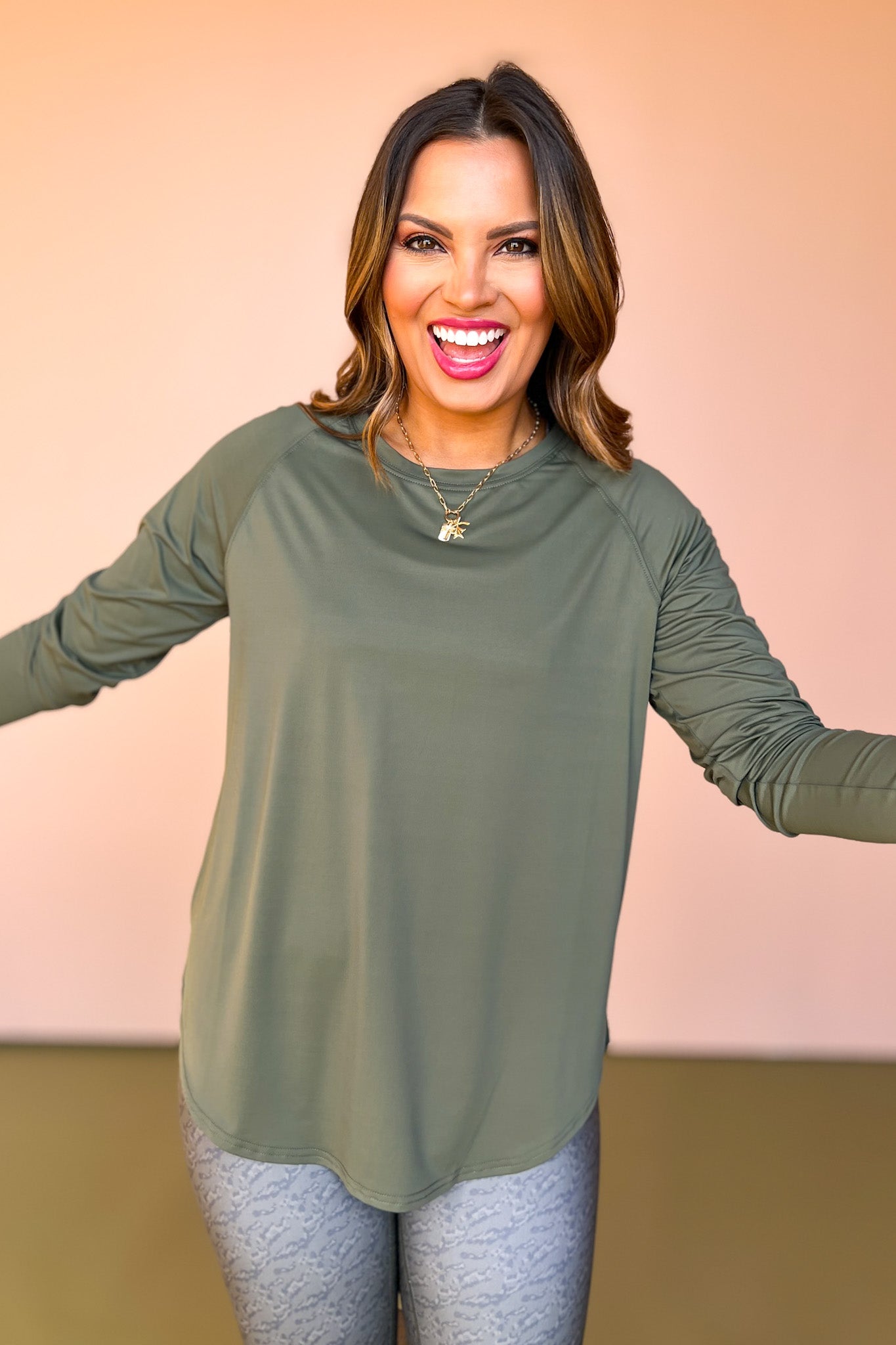 SSYS Long Sleeve Mesh Back Active Top In Olive