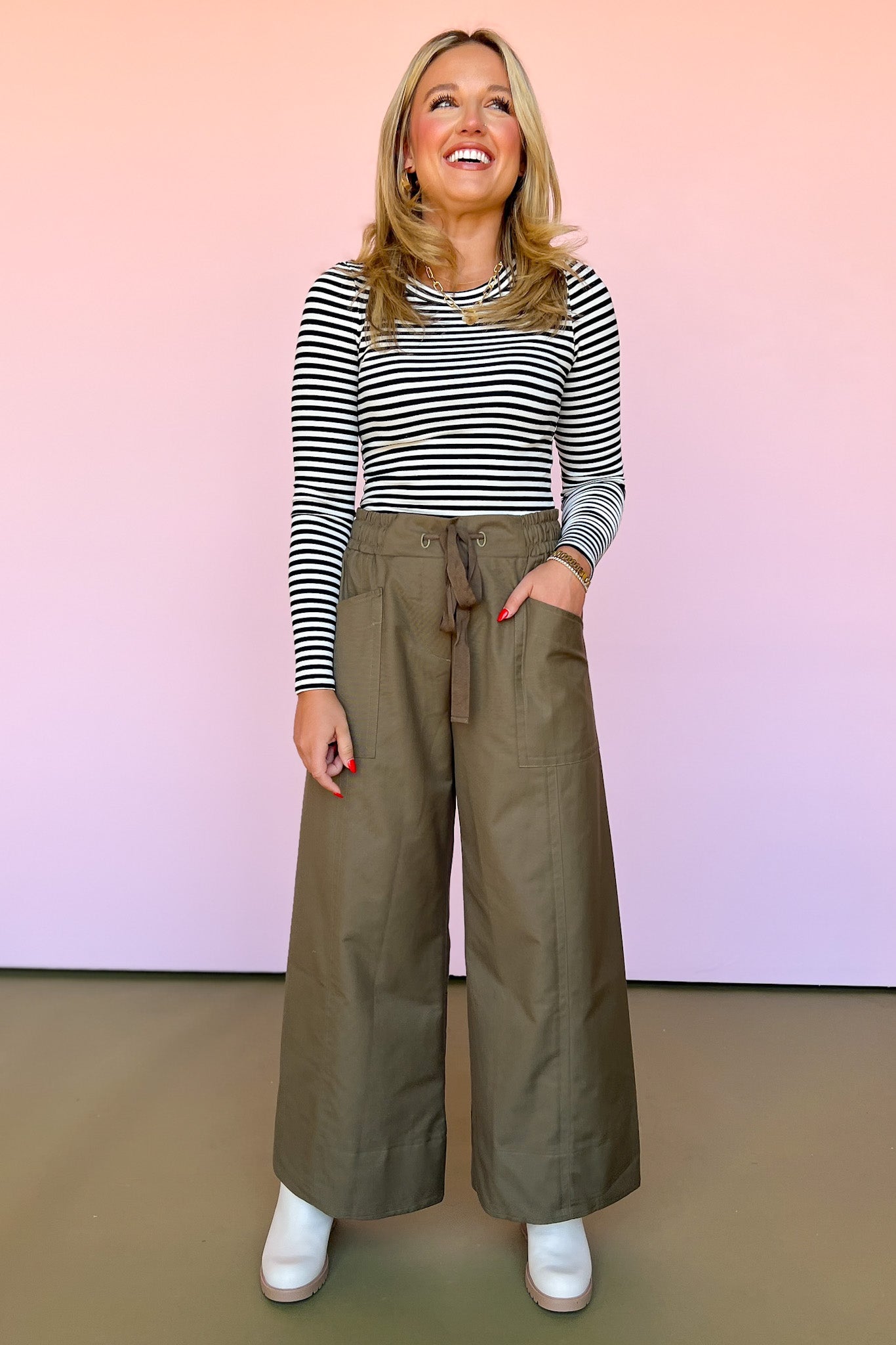 Olive Front Slate Pocket Elastic Waist Wide Leg Pants, trendy pant, must have pants, fall pants, on trend pants, tie waist pant, new pant style, cofy pants, pants for every occasion, street style pant, elevated pants, SSYS by allory foitzsimmons 