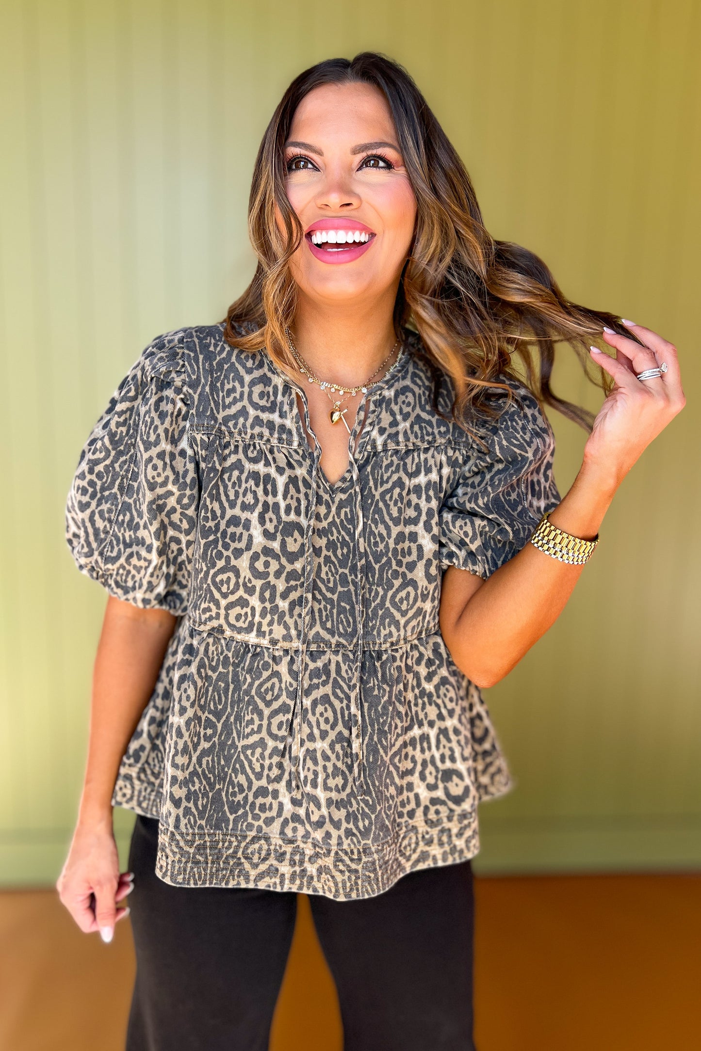 Brown Animal Print Short Puff Sleeve Babydoll Top