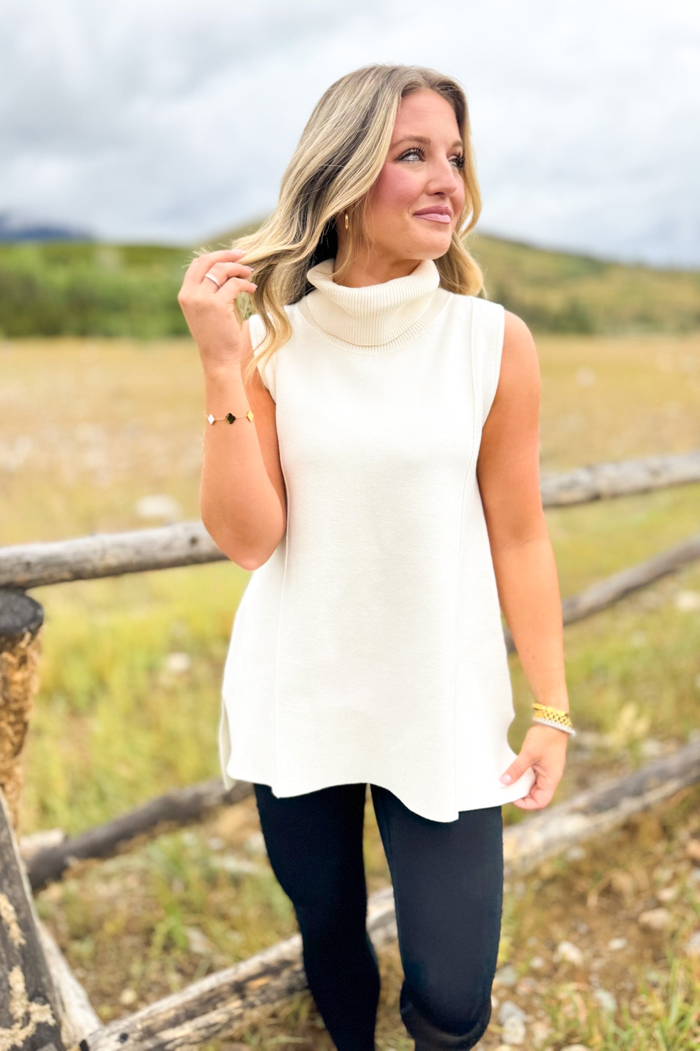 SSYS Lynn Sleeveless Mock Neck Sweater In Ivory