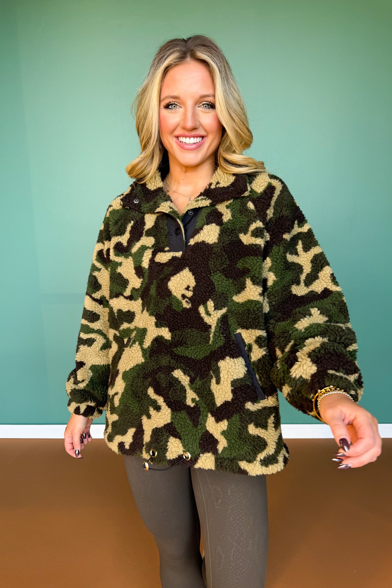 SSYS Signature Sherpa Pullover In Camo