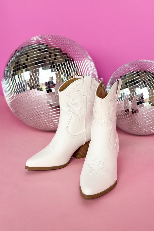 White Point Toe Ankle Boots, western boots, concert shoes, rodeo, ssys by mallory fitzsimmons