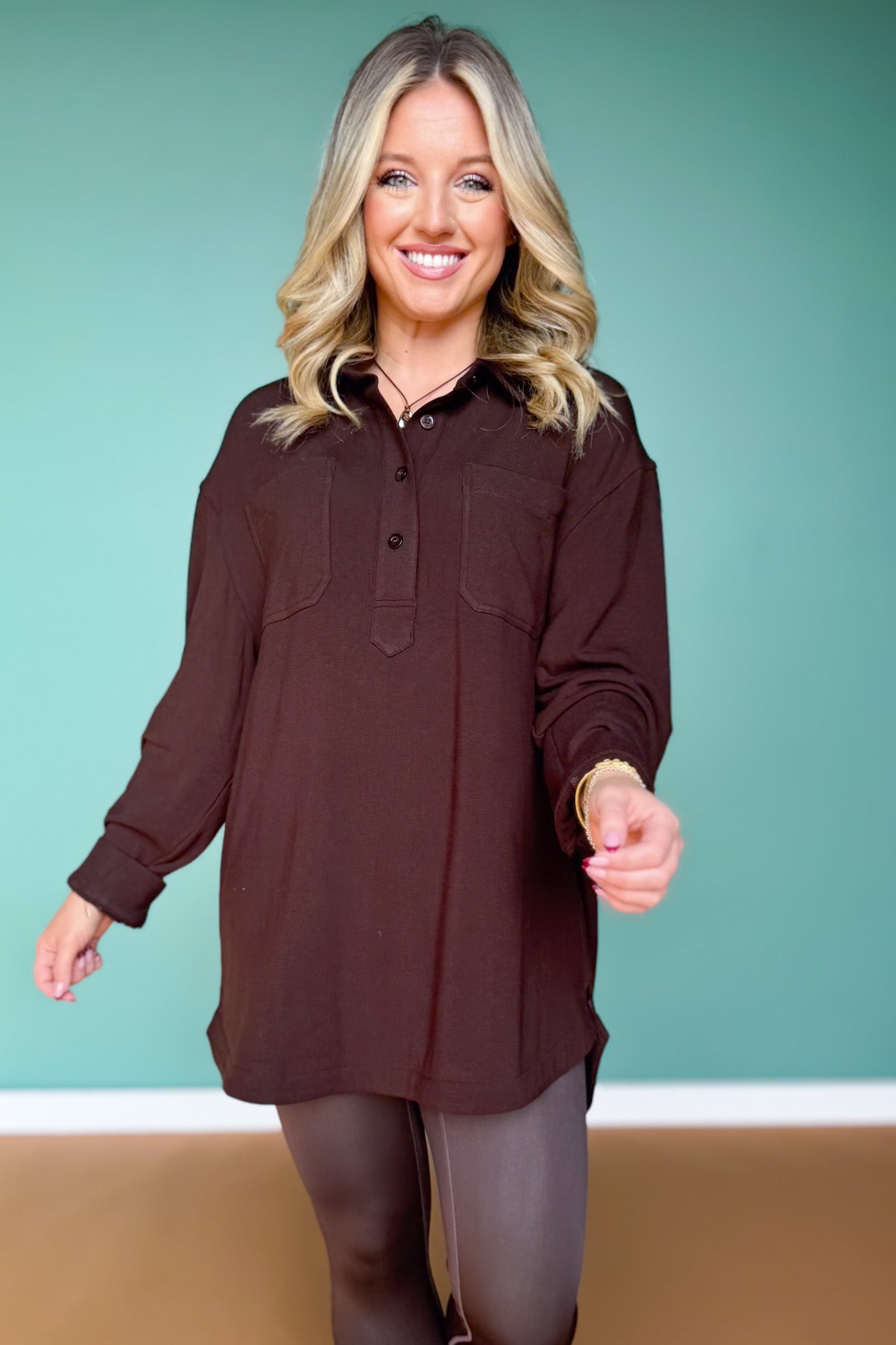 SSYS Jess Cozy Fleece Lined Top In Chocolate