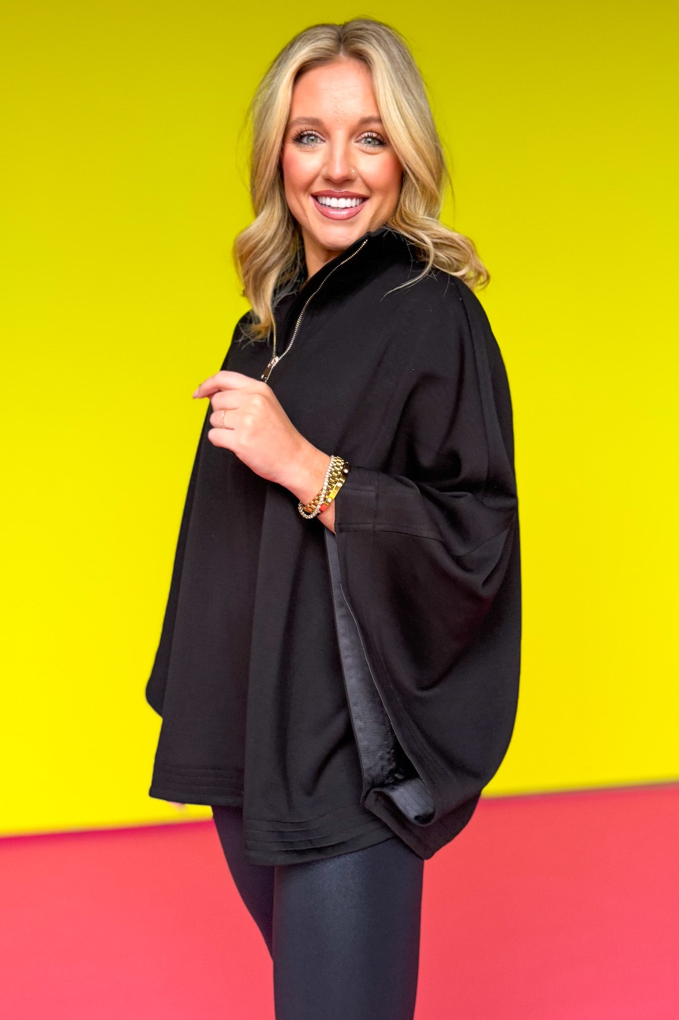 SSYS Marissa Fleece Lined Air Poncho In Black