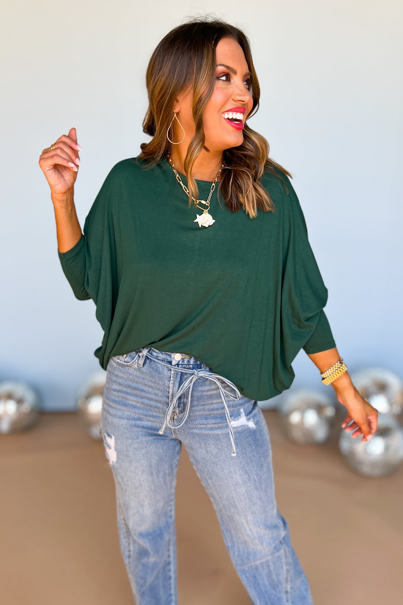 green round neck dolman sleeve top, fall must have, layering piece, comfy and cozy, soft fabric, mom style, easy throw on and go, shop style your senses by mallory fitzsimmons.