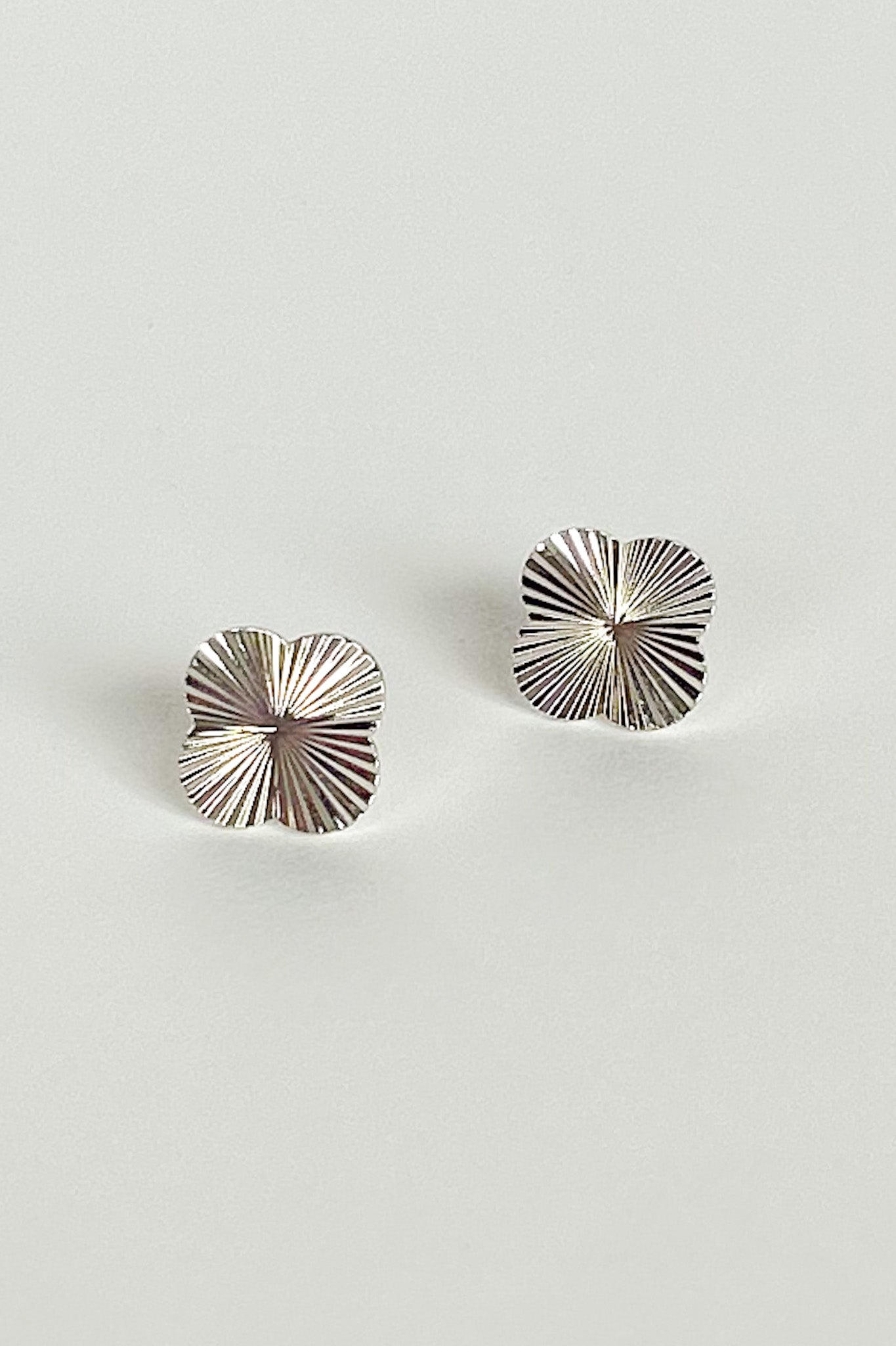 Silver Dipped Textured Quatrefoil Stud Earrings, designer inspired, silver earrings, everyday earrings, chic look earrings, elevated style earrings, SSYS by mallory Fitzsimmons 