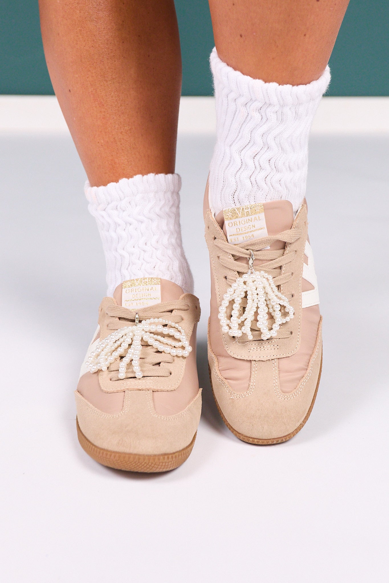 Vintage Havana Taupe Logo Sneakers