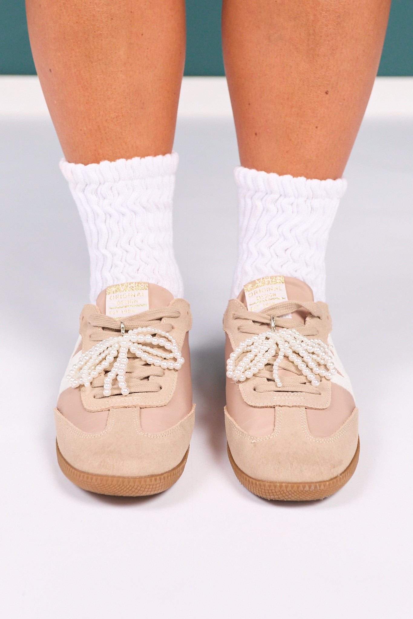 Vintage Havana Taupe Logo Sneakers