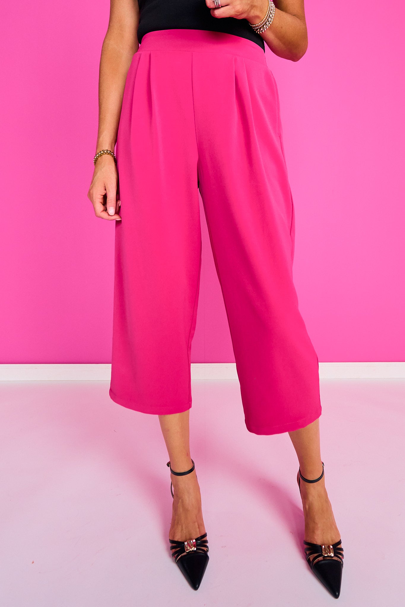 SSYS Jules Barrel Crop Trousers In Dark Pink