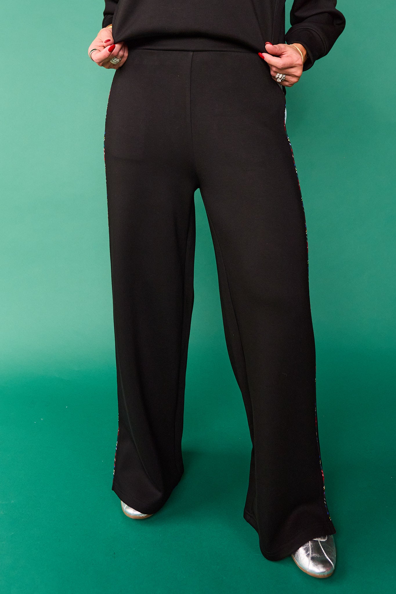 SSYS Tartan Piped Flat Front Air Wide Leg Pants In Black