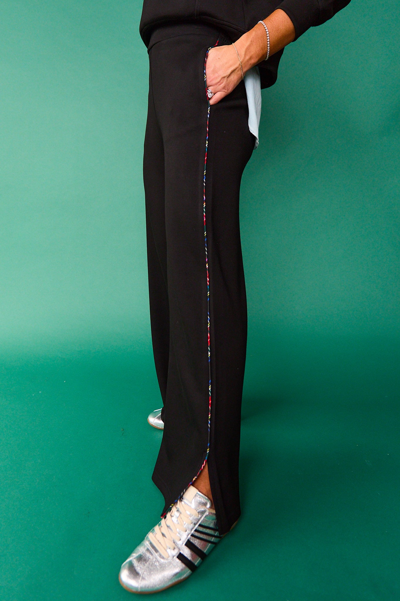 SSYS Tartan Piped Flat Front Air Wide Leg Pants In Black