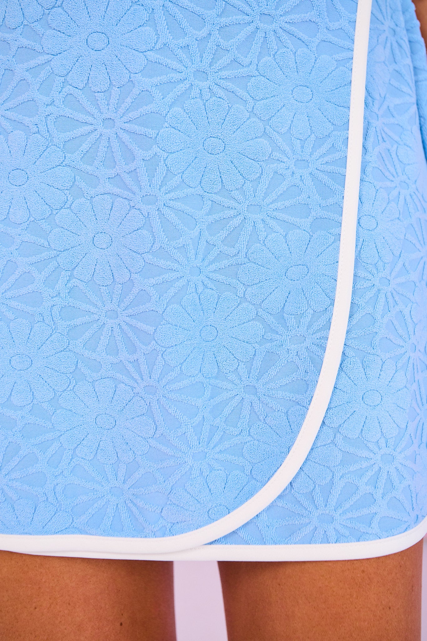 SSYS Carla White Trim Contrast Floral Terry Wrap Skort In Cornflower