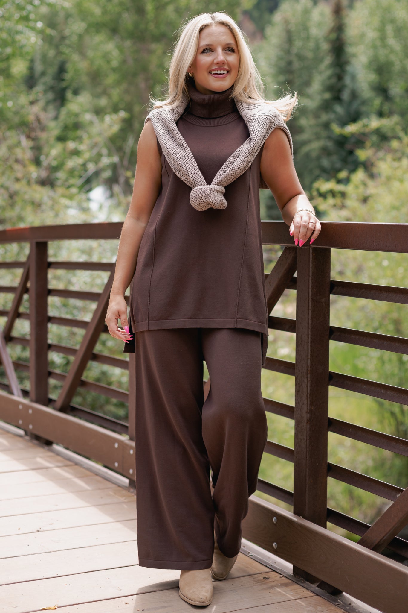 *PRE-AUTH ETA SEPT* SSYS Mirabel Wide Leg Full Length Knit Pants In Chocolate