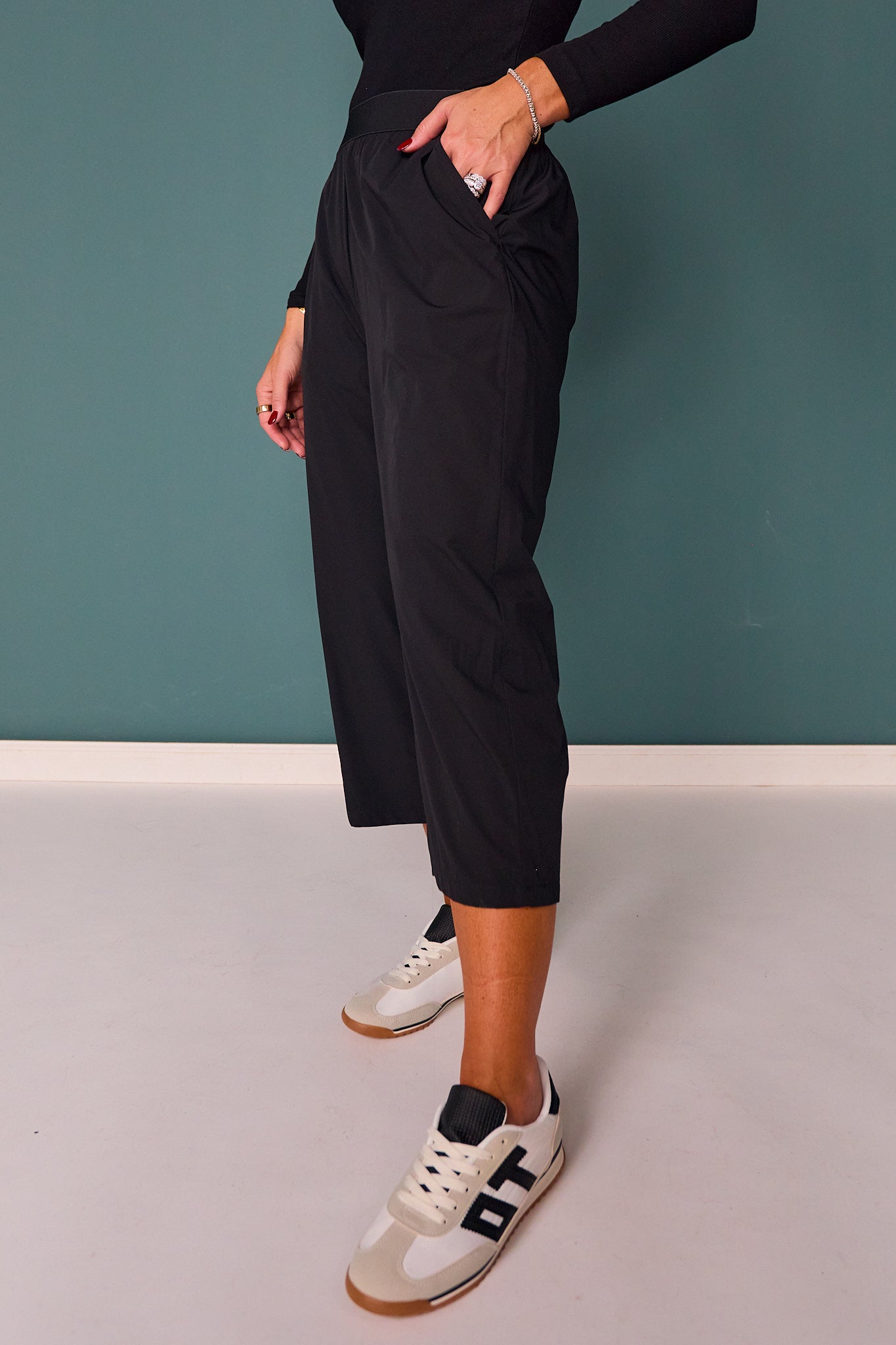SSYS Active Barrel Pants In Black
