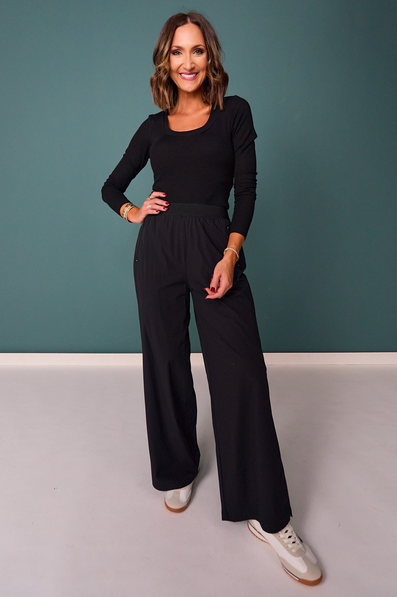 SSYS Wide Leg Active Pants In Black