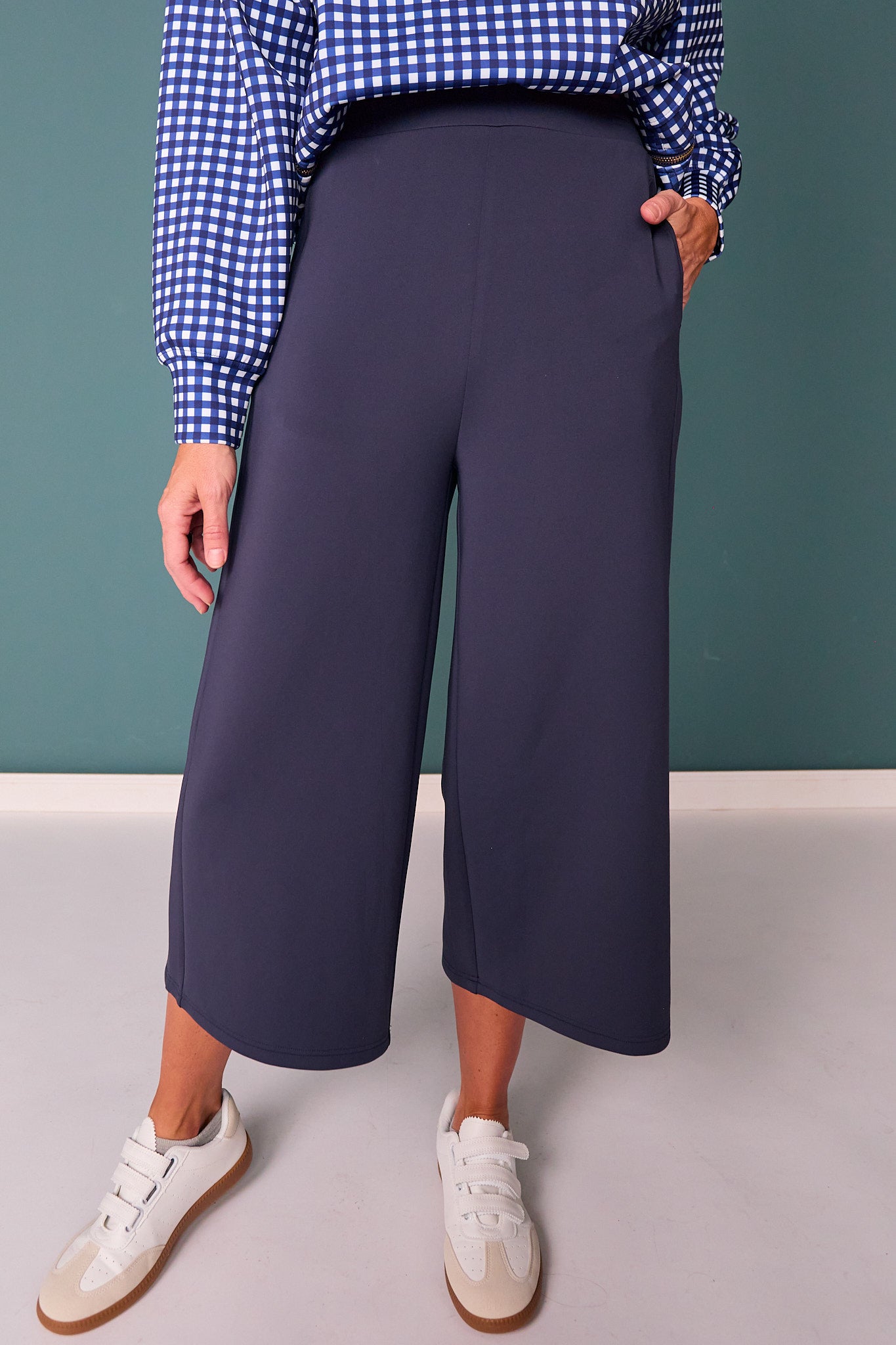 *PRE-ORDER ETA DEC* SSYS Scuba Cropped Wide Leg Pants In Navy *FINAL SALE*