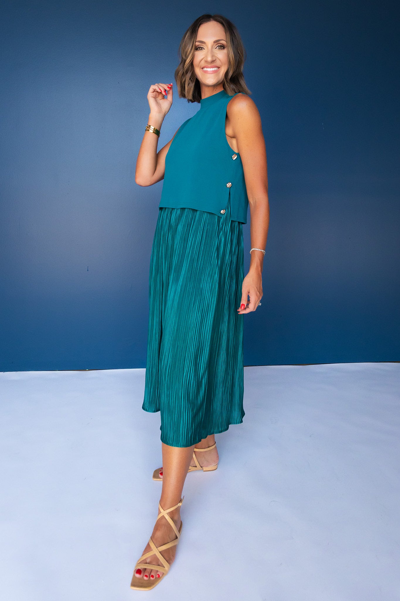 SSYS Samantha Pleated Twofer Midi Dress In Hunter