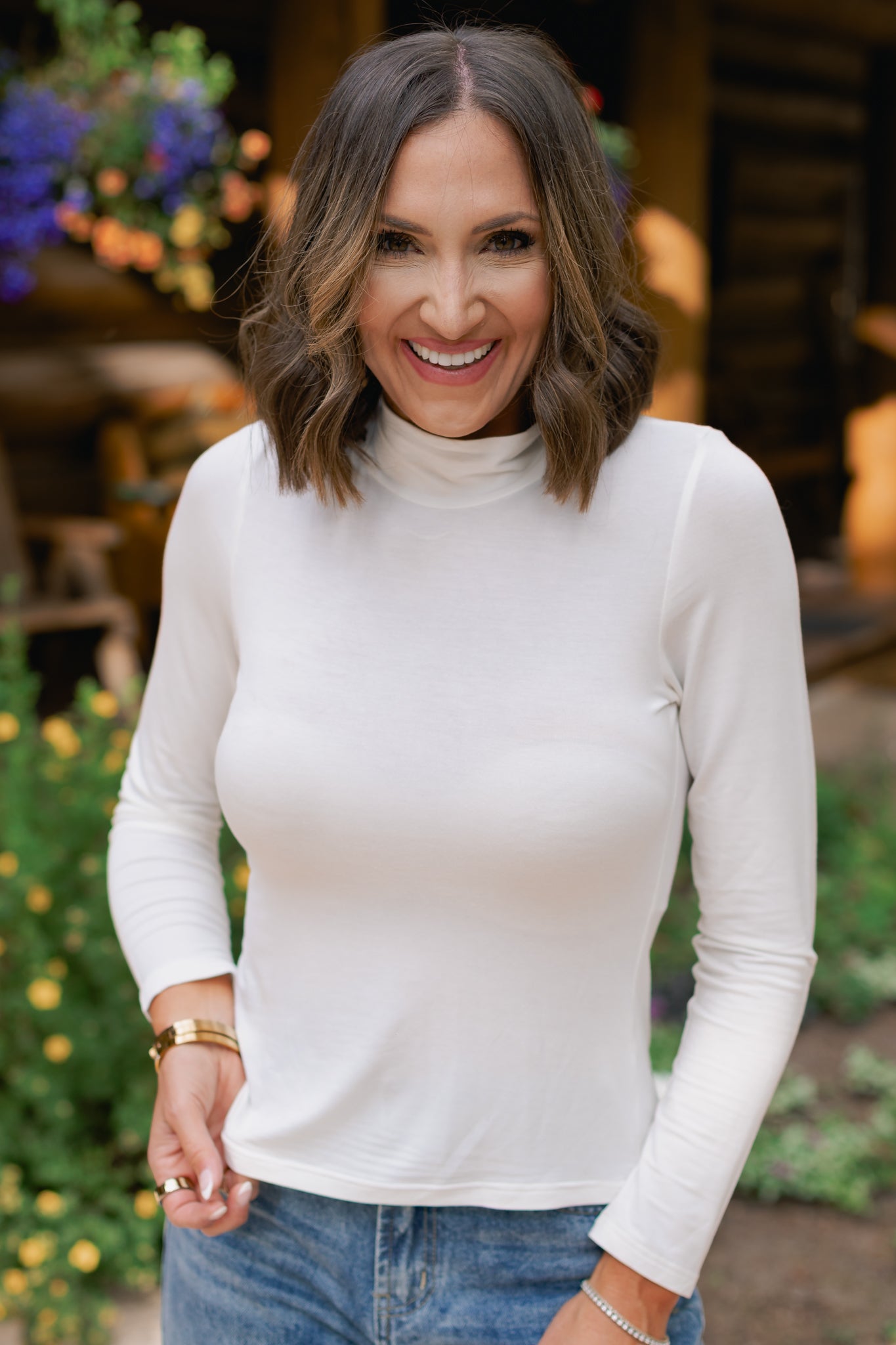 SSYS Signature Long Sleeve Turtleneck In Ivory