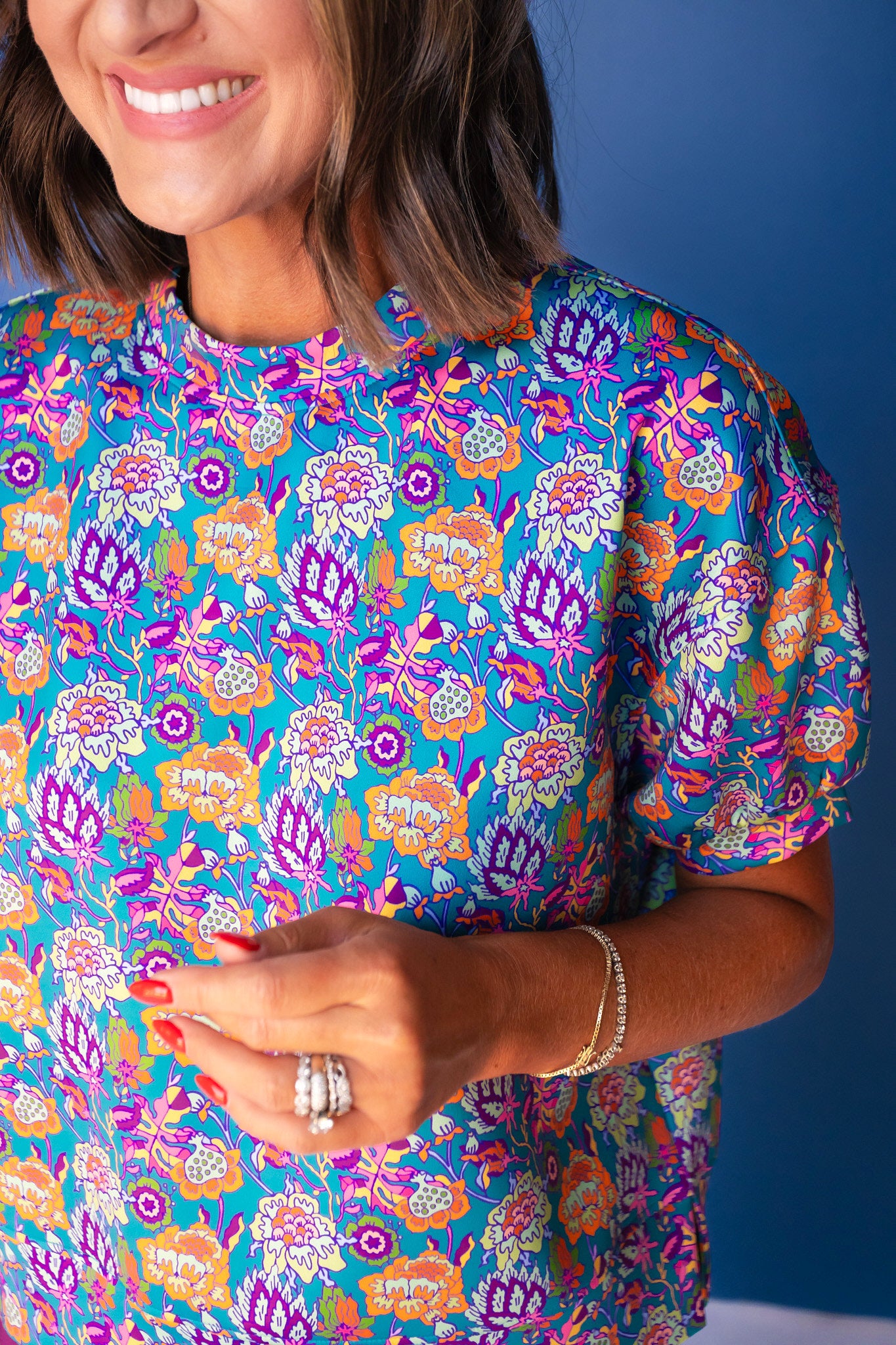 SSYS Crew Neck Short Sleeve Scuba Top In Electric Floral