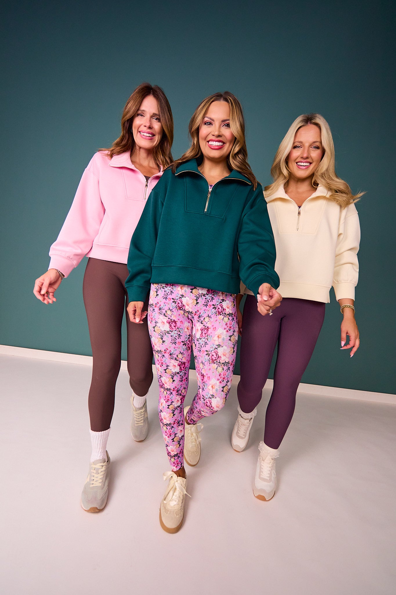 SSYS Ainsley Cropped Air Pullover In Ivory