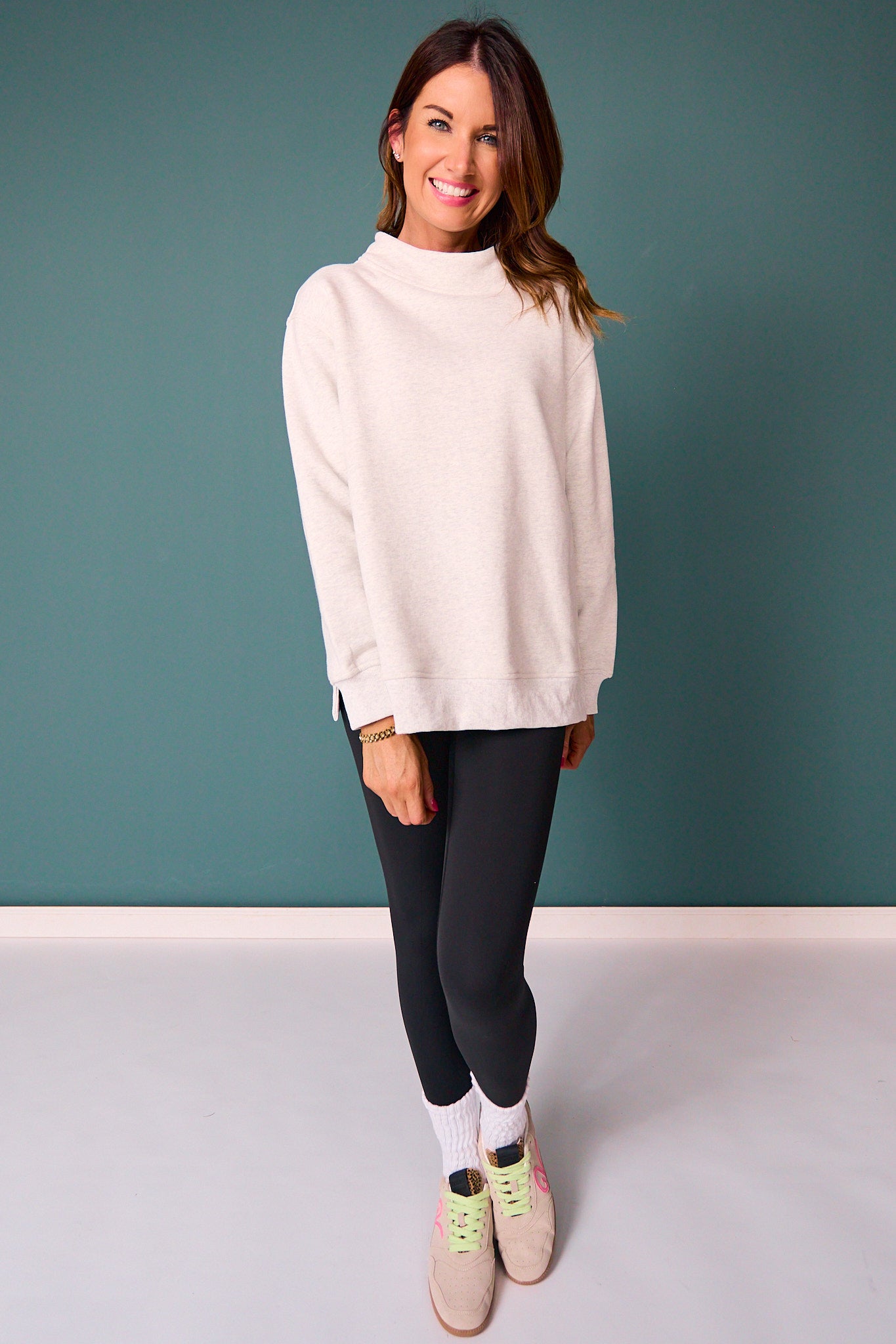 *PRE-ORDER ETA NOV* SSYS Foster Mock Neck Solid Sweatshirt In Heather Gray *FINAL SALE*