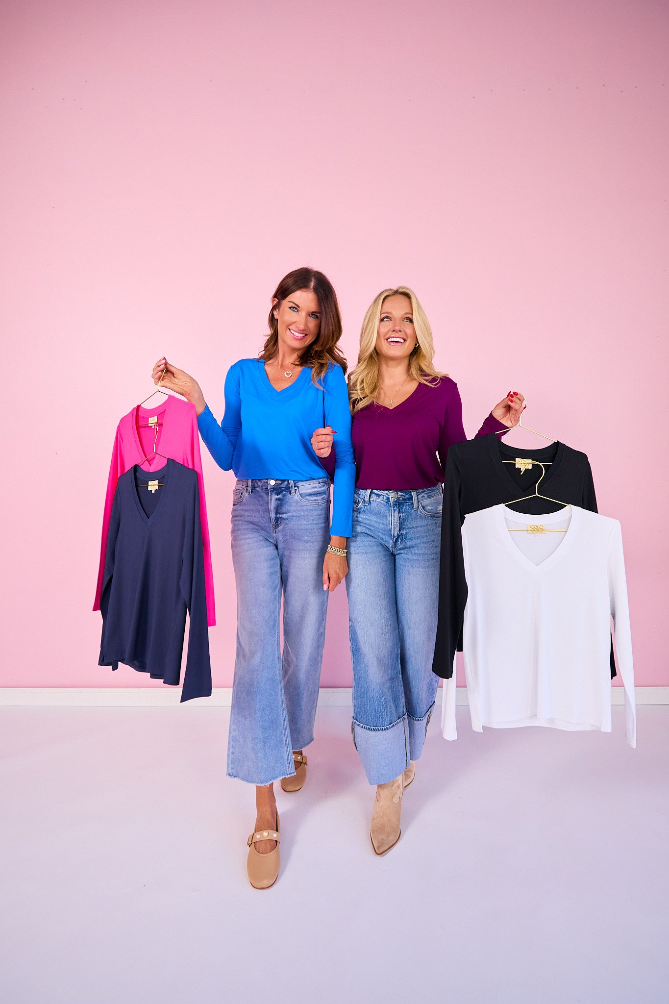 SSYS Audra V Neck Long Sleeve Top In Navy *FINAL SALE*