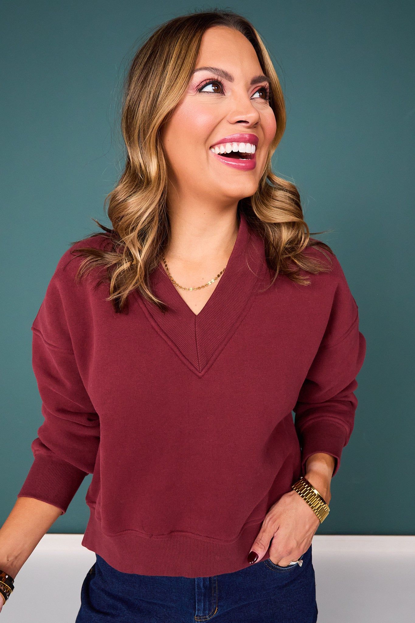 SSYS Lara V Neck Fleece Lined Cropped Sweatshirt In Maroon