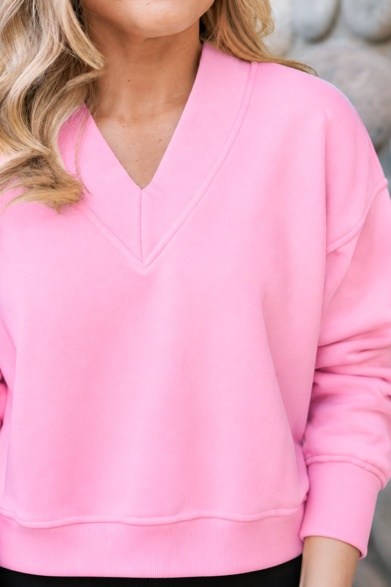SSYS Lara V Neck Fleece Lined Cropped Sweatshirt In Pink