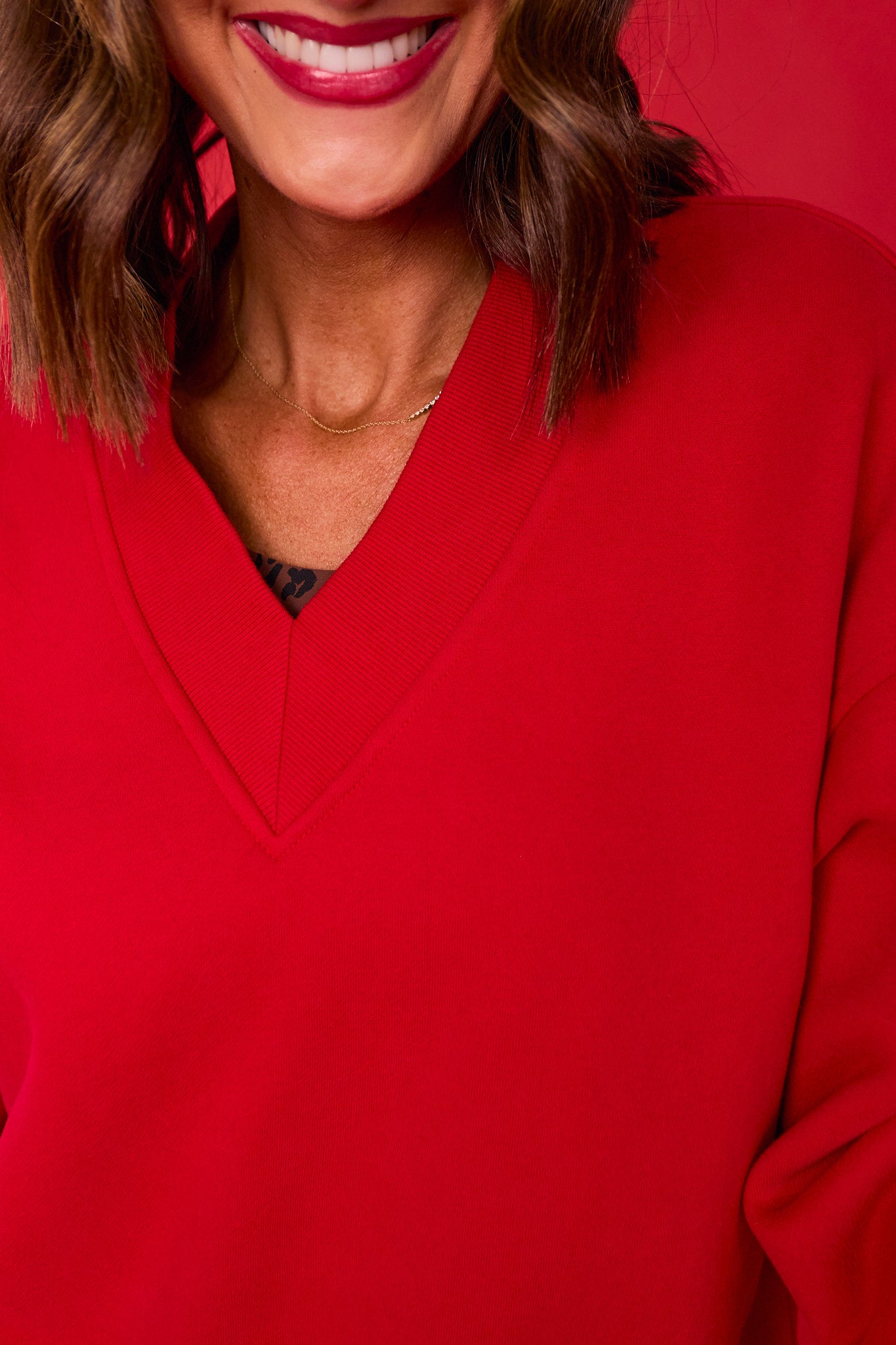SSYS Lara V Neck Fleece Lined Cropped Sweatshirt In Red