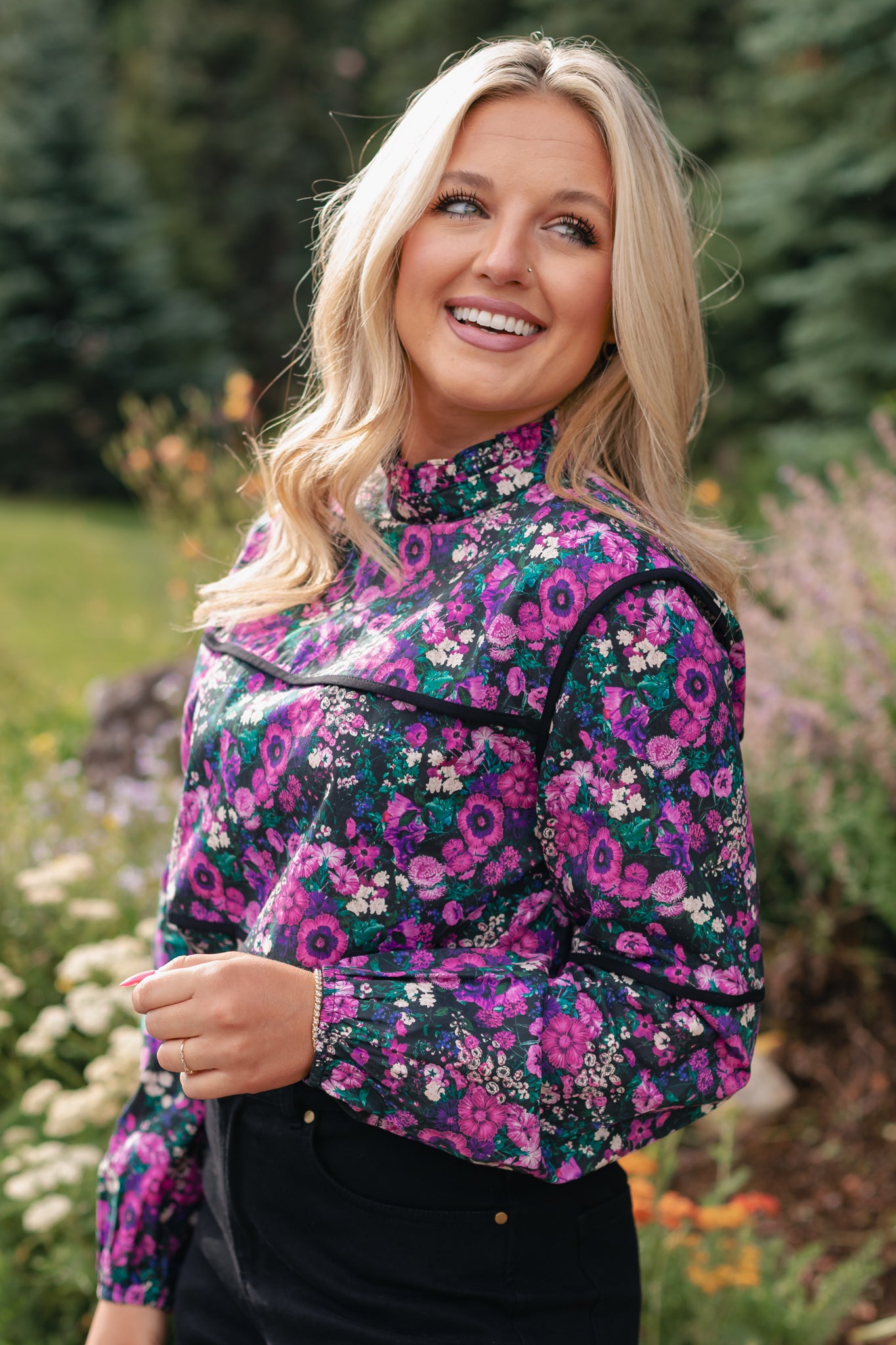 SSYS Marlow Ruffle Collar Blouse with Contrast Piping In Berry Floral
