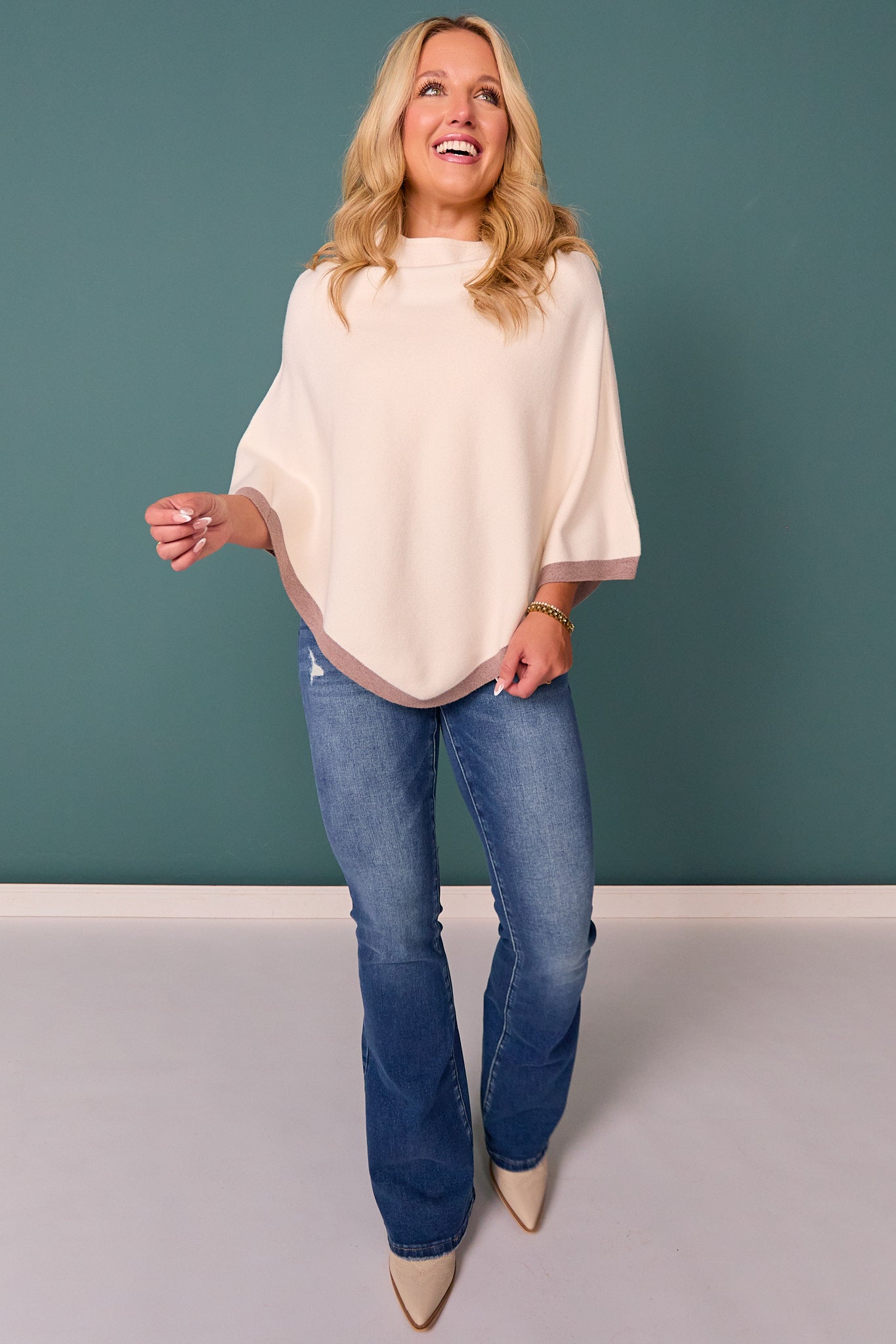 SSYS Lakelyn Poncho Sweater In Ivory