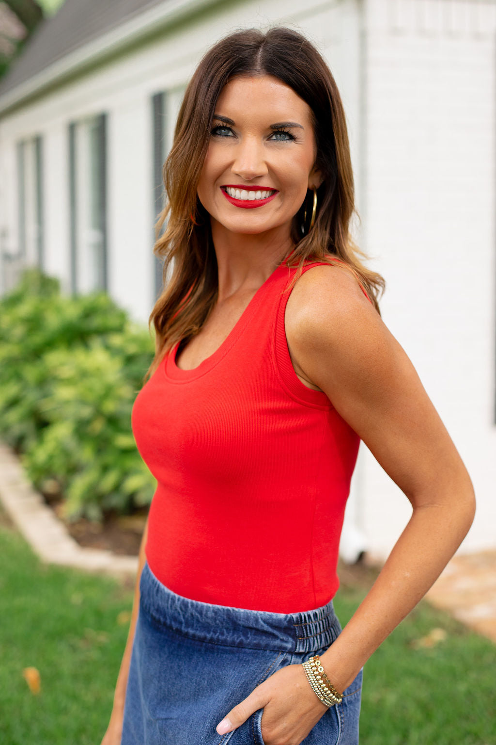 SSYS Signature U Line Built In Bra Tank Top In Red
