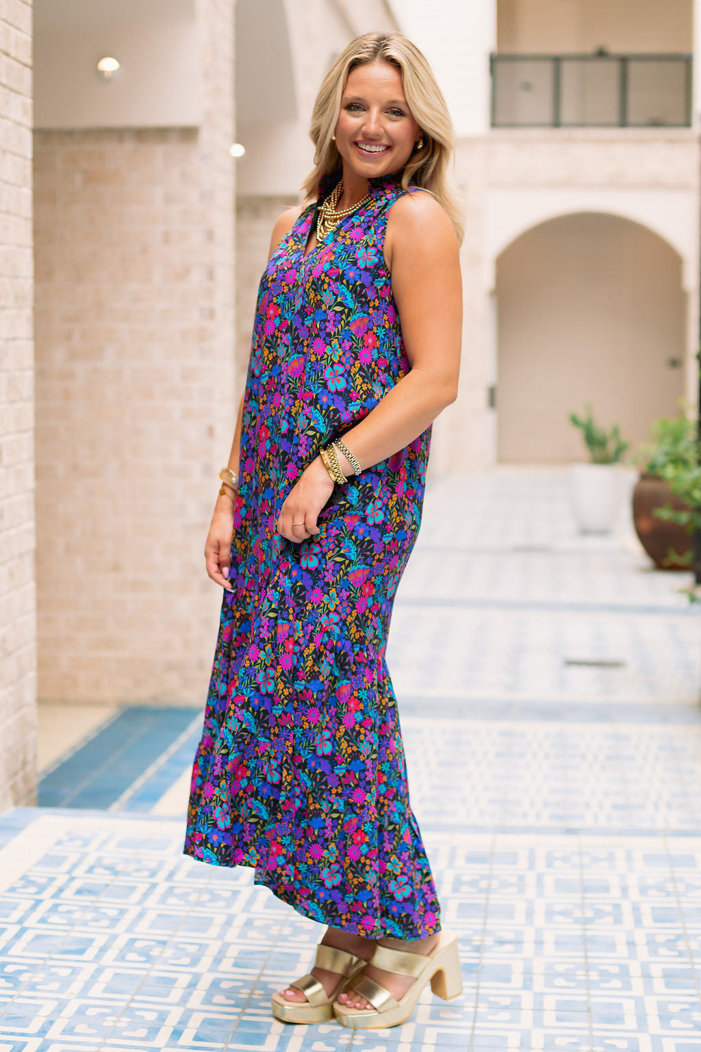 SSYS Rowan Sleeveless Maxi Dress In Electric Night Garden