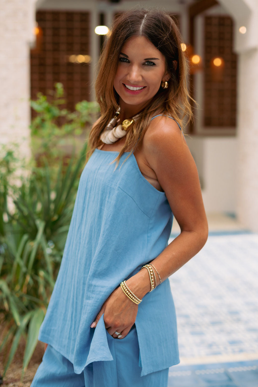 SSYS Teagan Linen Side Slit Top In Cornflower