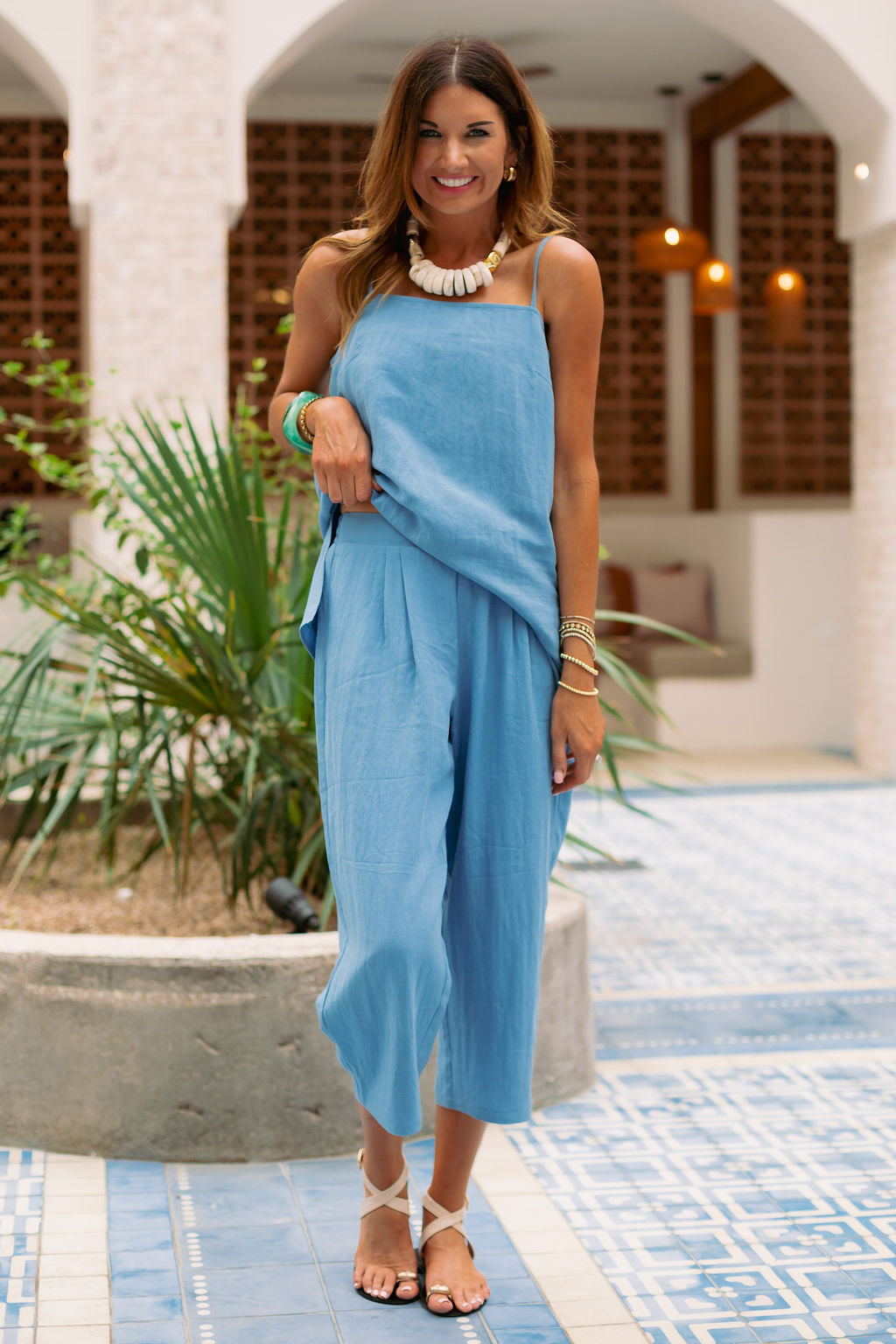 SSYS Reese Linen Barrel Crop Trousers In Cornflower