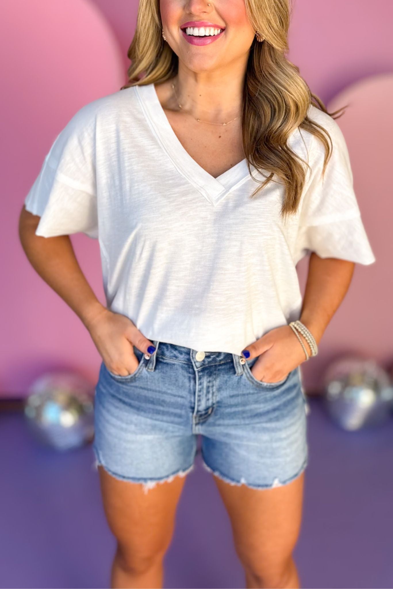 Off White Raw Edge V Neck Oversized T Shirt, top, shirt, off white shirt, white shirt, must have top, elevated top, elevated style, mom style, summer style, Shop Style Your Senses by Mallory Fitzsimmons, SSYS by Mallory Fitzsimmons