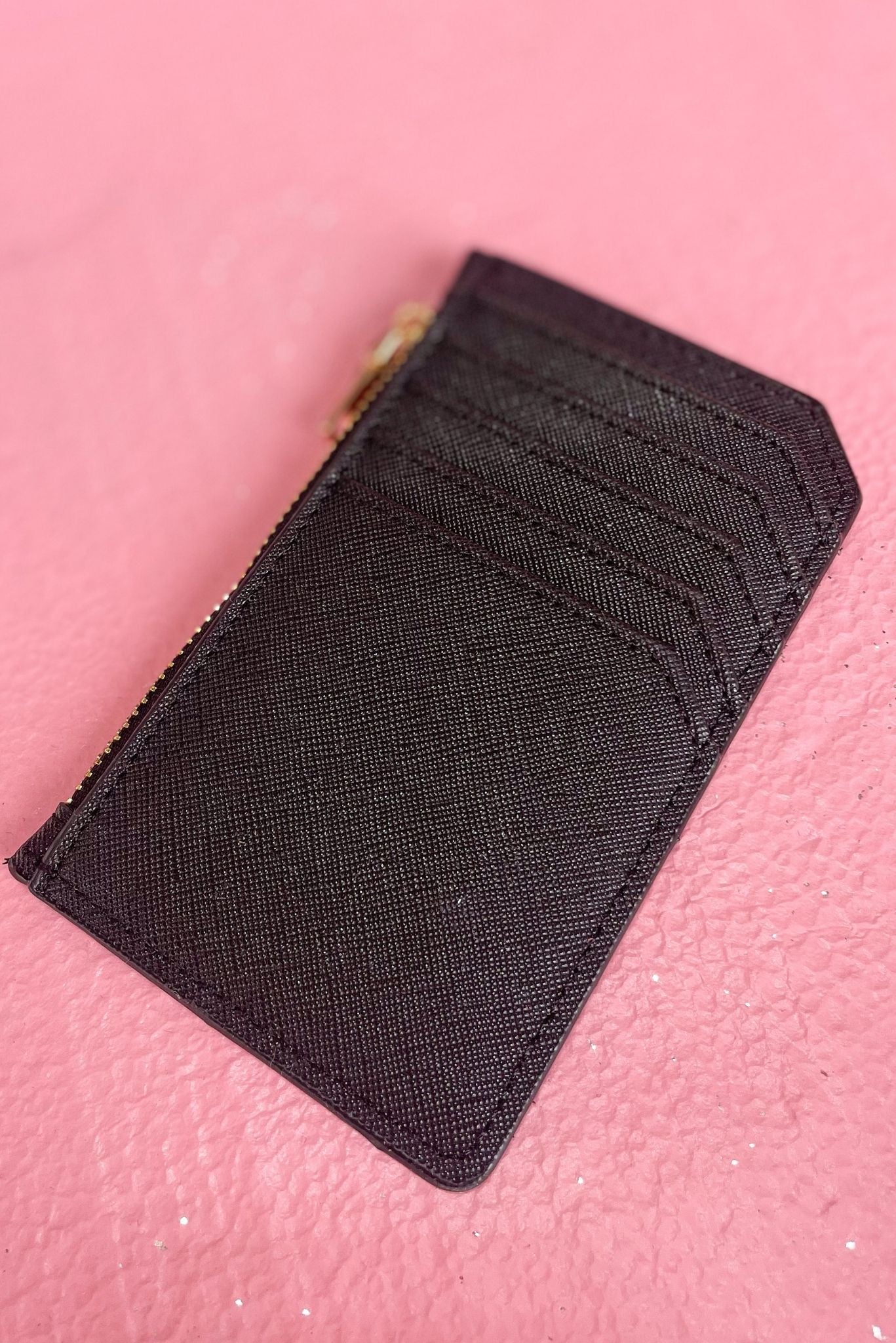 black Card Holder With Zipper, must have, crossbody, everyday wear, mom style, shop style your senses by mallory fitzsimmons