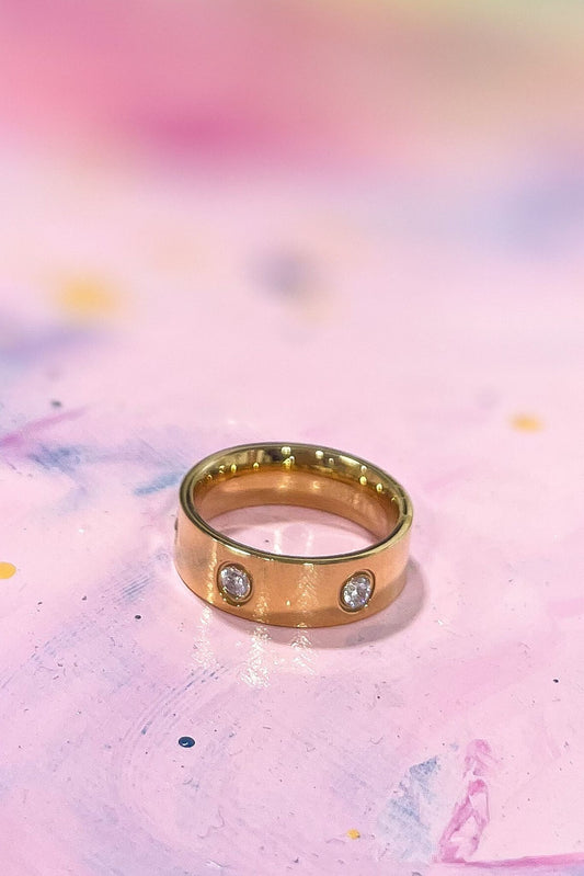 Gold Circle Rhinestone Ring