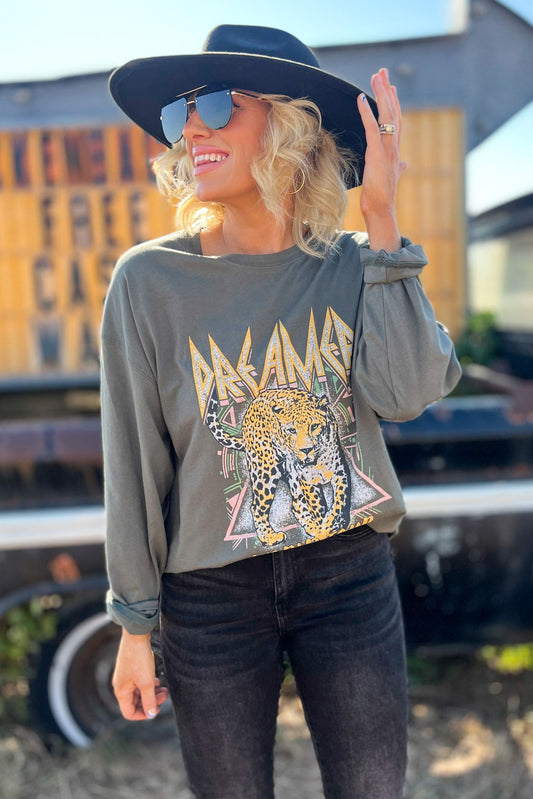 Olive Dreamer World Tour Long Sleeve Graphic Tee, elevated look, country concert, concert look, fall must have, fall fashion, shop style your senses by mallory fitzsimmons