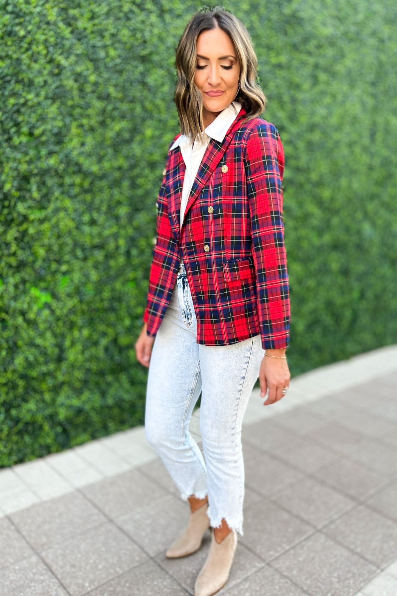 Red Navy Plaid Blazer, fall fashion, must have, statement piece, layered look, elevated look, shop style your senses by mallory fitzsimmons