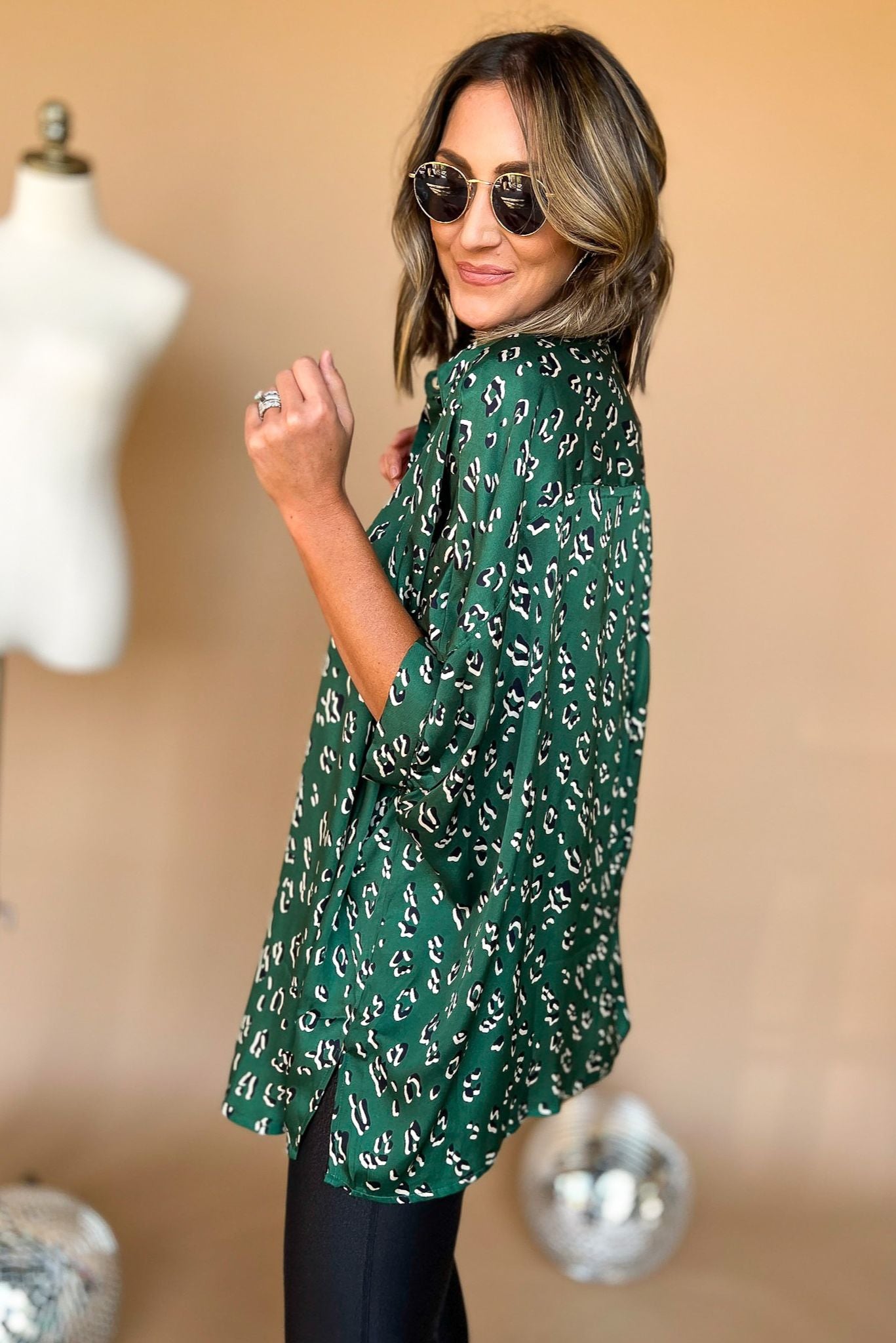 Green Animal Print Satin Drop Shoulder Oversized Tunic Top, oversized fit, flowy top, work wear, mom style, fall transition piece, shop style your senses by mallory fitzsimmons