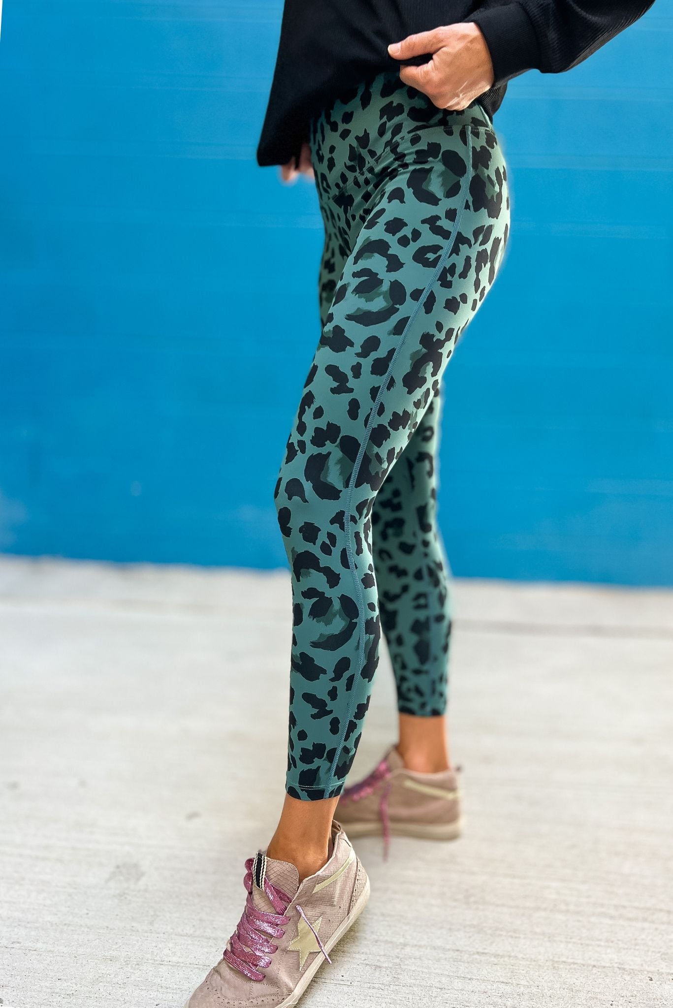 green Animal Print Active Leggings SSYS The Label, leggings, fall fashion, must have, mom wear, every day wear, athleisure, shop style your senses by mallory fitzsimmons