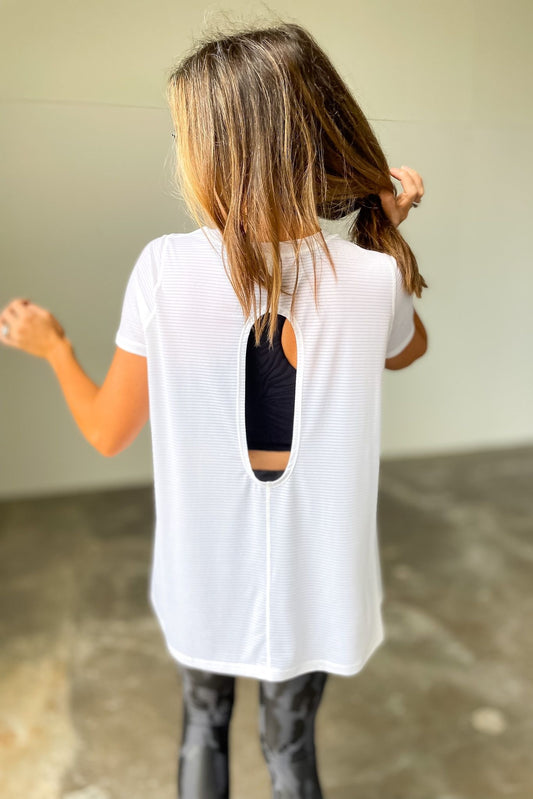 white striped mesh active longline shirt with keyhole back, July athleisure collection, fitness fashion, gym style, shop style your senses by mallory fitzsimmons