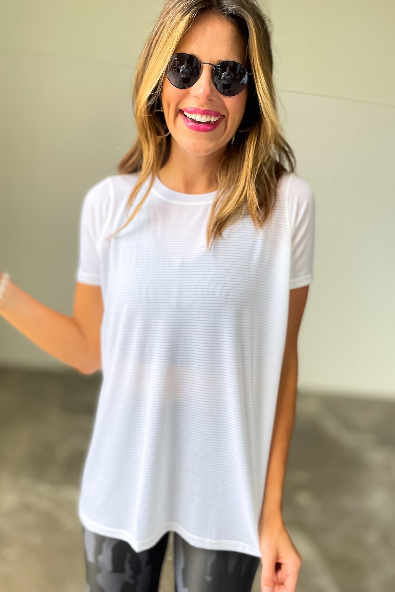 white striped mesh active longline shirt with keyhole back, July athleisure collection, fitness fashion, gym style, shop style your senses by mallory fitzsimmons