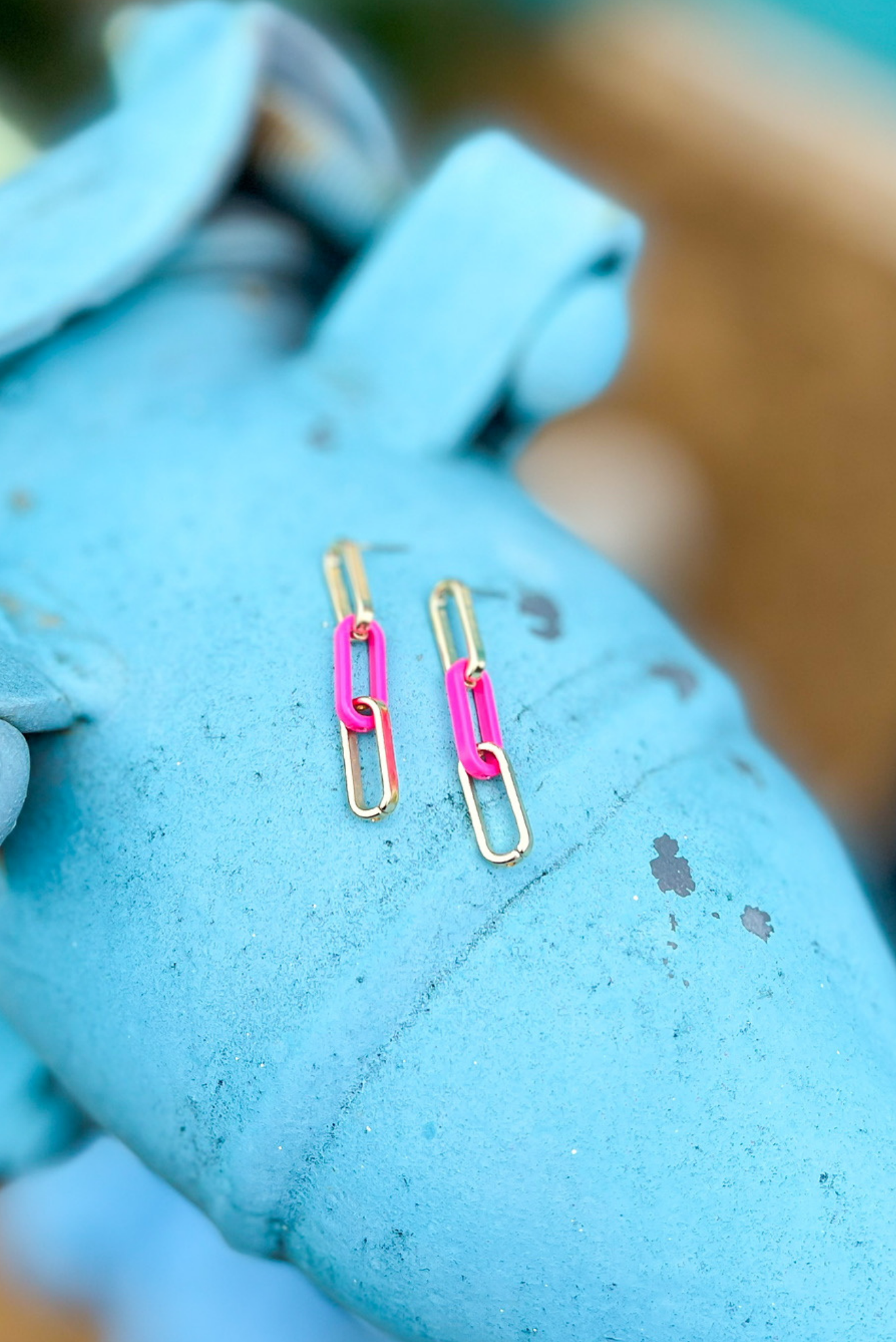 Gold Hot Pink Acrylic Chain Link Dangle Earrings