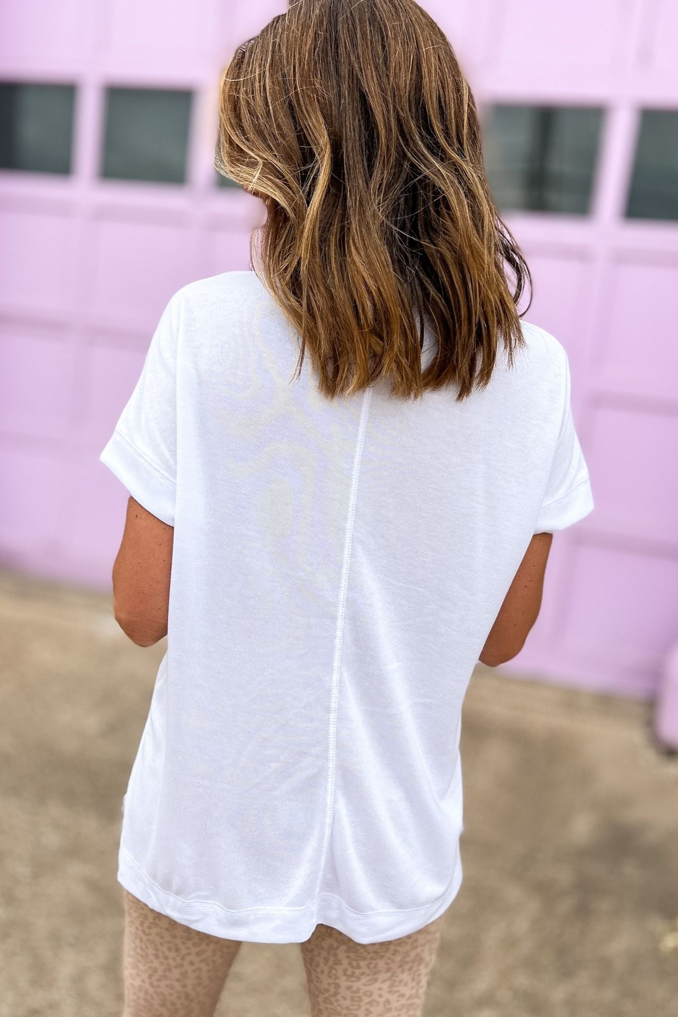 White Round Neck Short Sleeve Side Slit Top, round neck, split hem, short sleeve workout top, athleisure, mom style, shop style your senses by mallory fitzsimmons